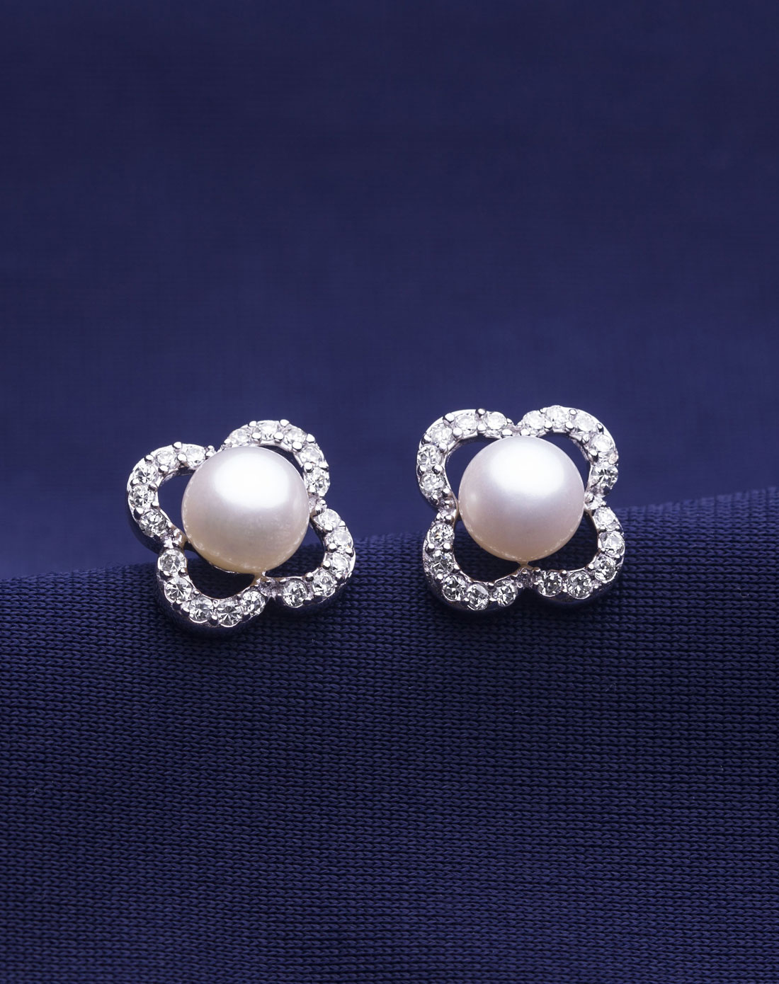 925银天然淡水珍珠耳钉