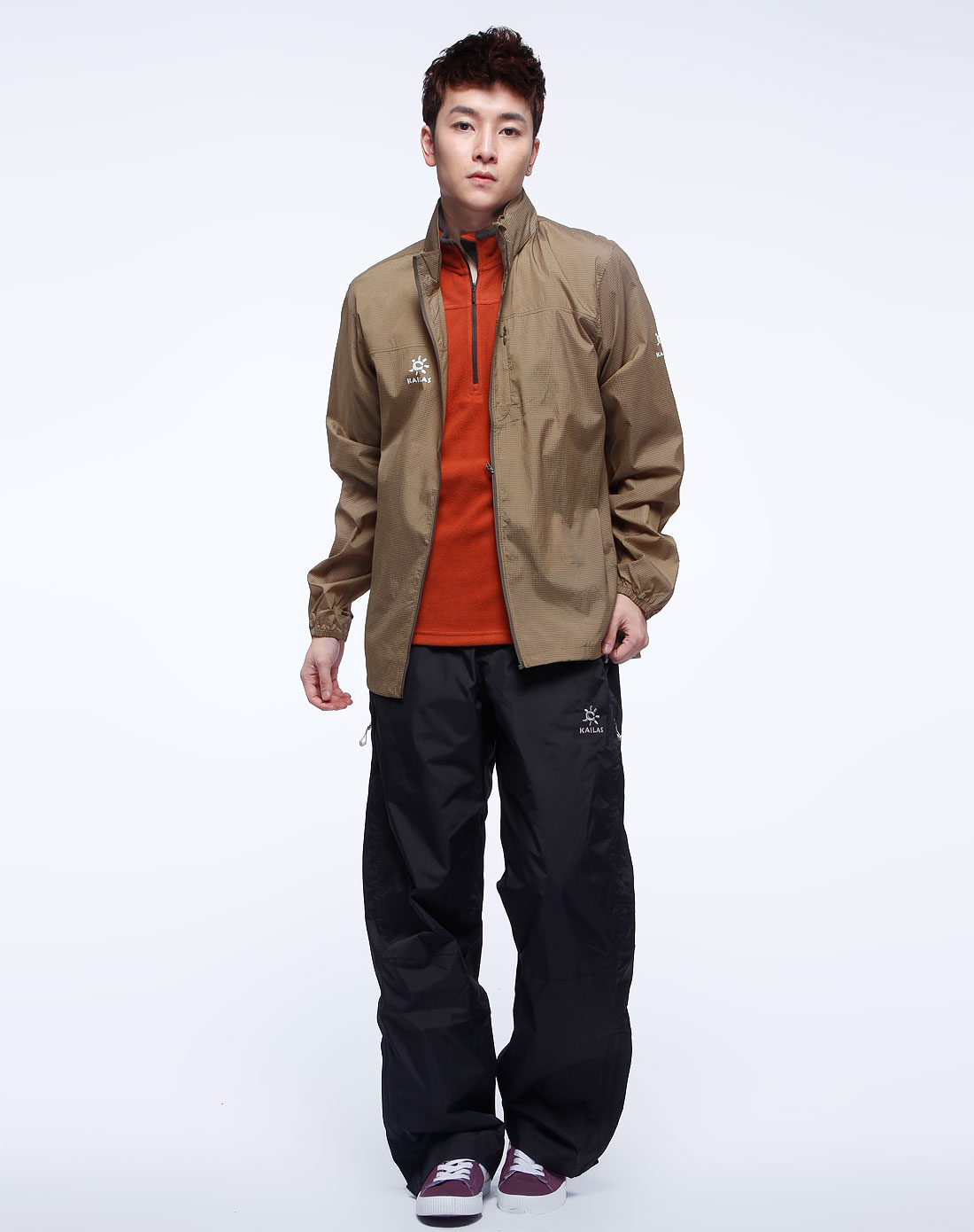 男款深卡其色连帽休闲长袖超薄外套