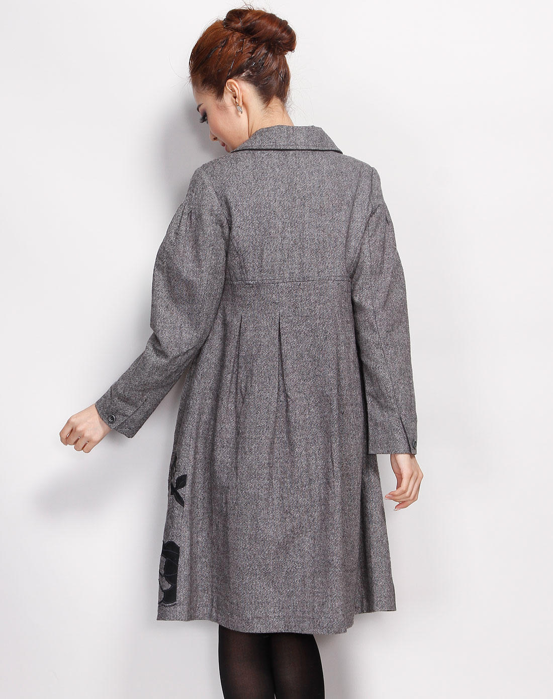 niin 女款灰色上衣