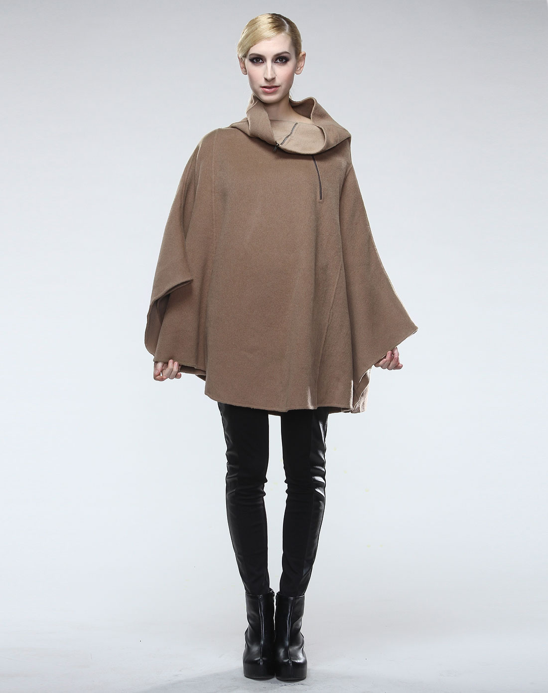 经典潮流浅驼色羊绒斗篷式上衣