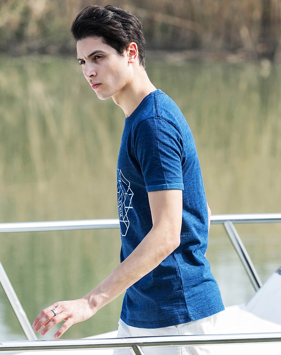 牛仔蓝纯棉舒适圆领短袖t恤