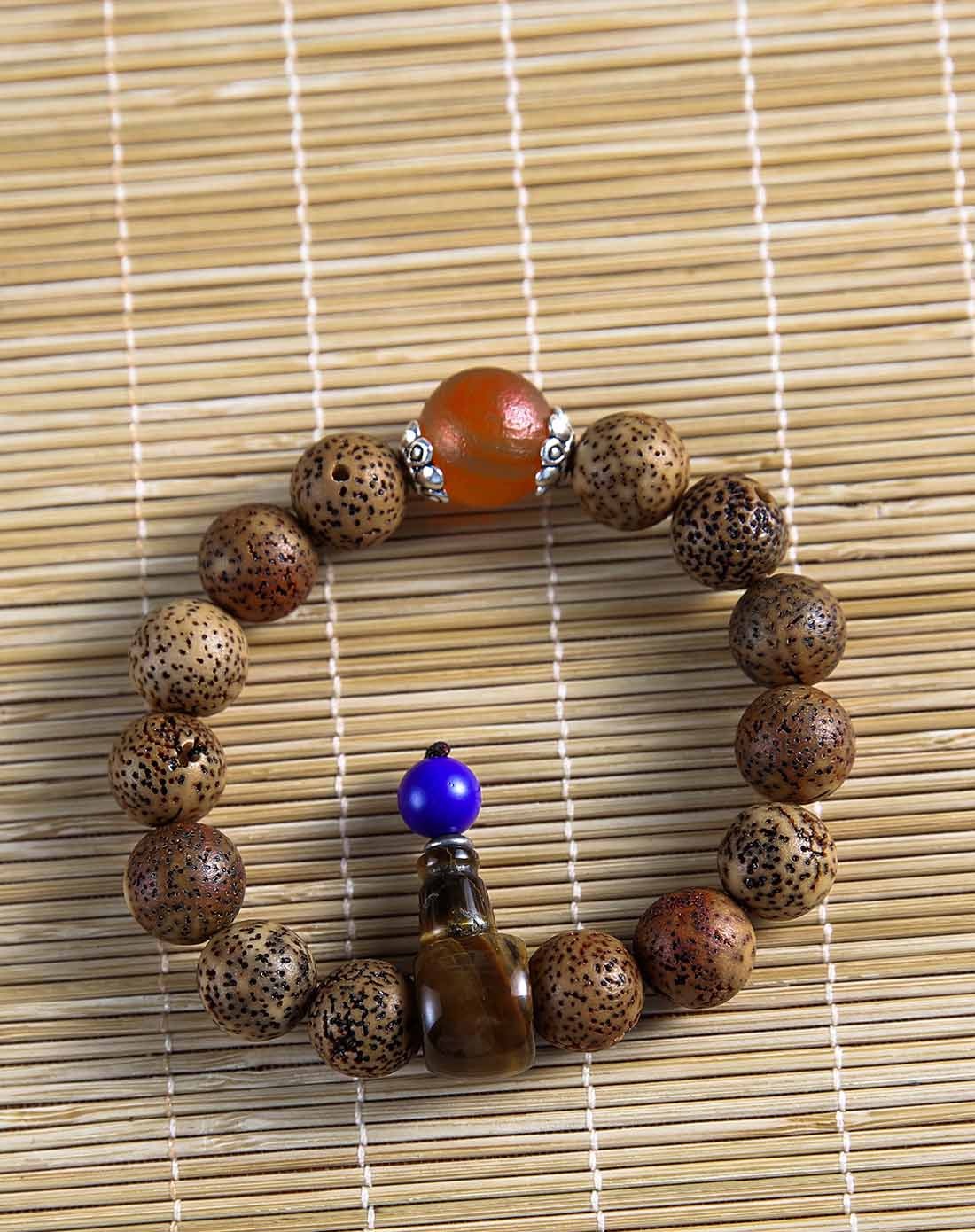 尼泊尔天然高密正月金蟾籽星月菩提手串