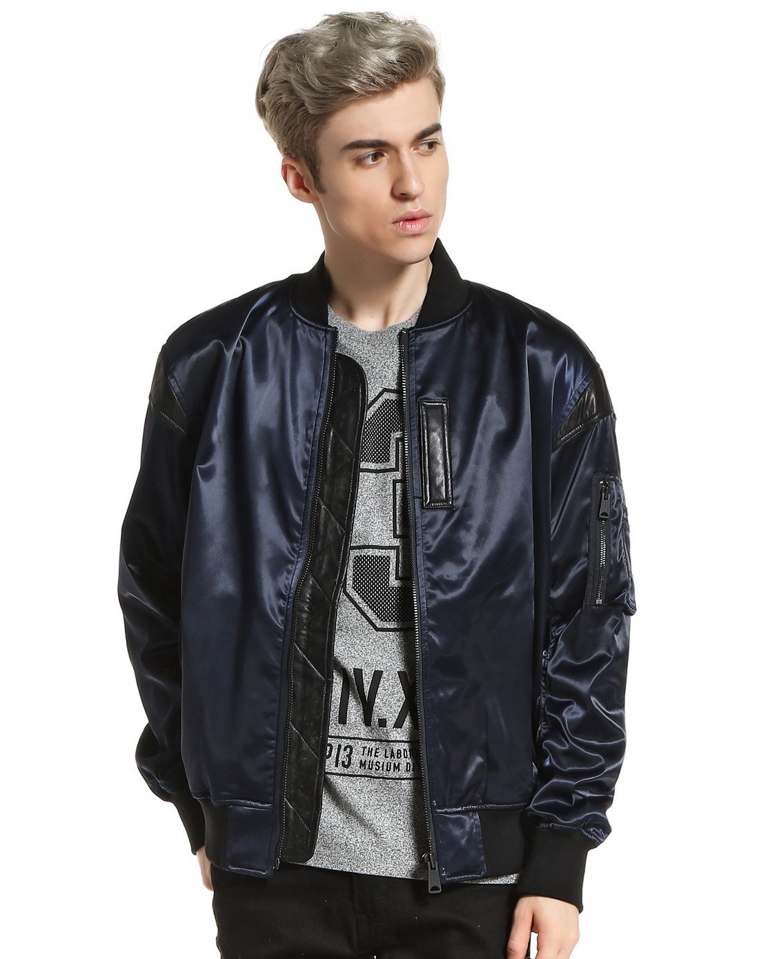 izzue柔软舒适 男款深蓝色长袖拉链外套 街头拼接