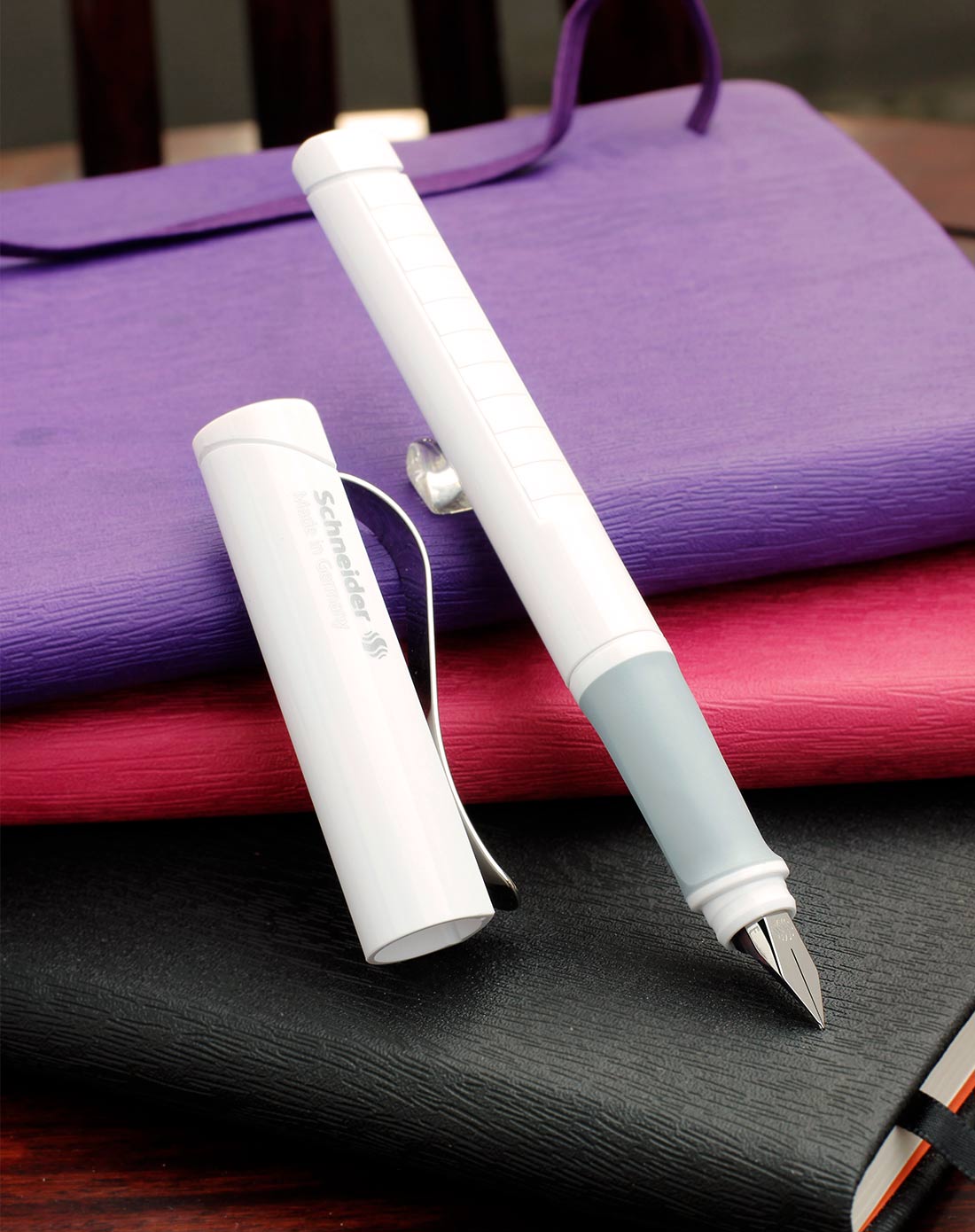 德国施耐德 经典白色钢笔礼盒装