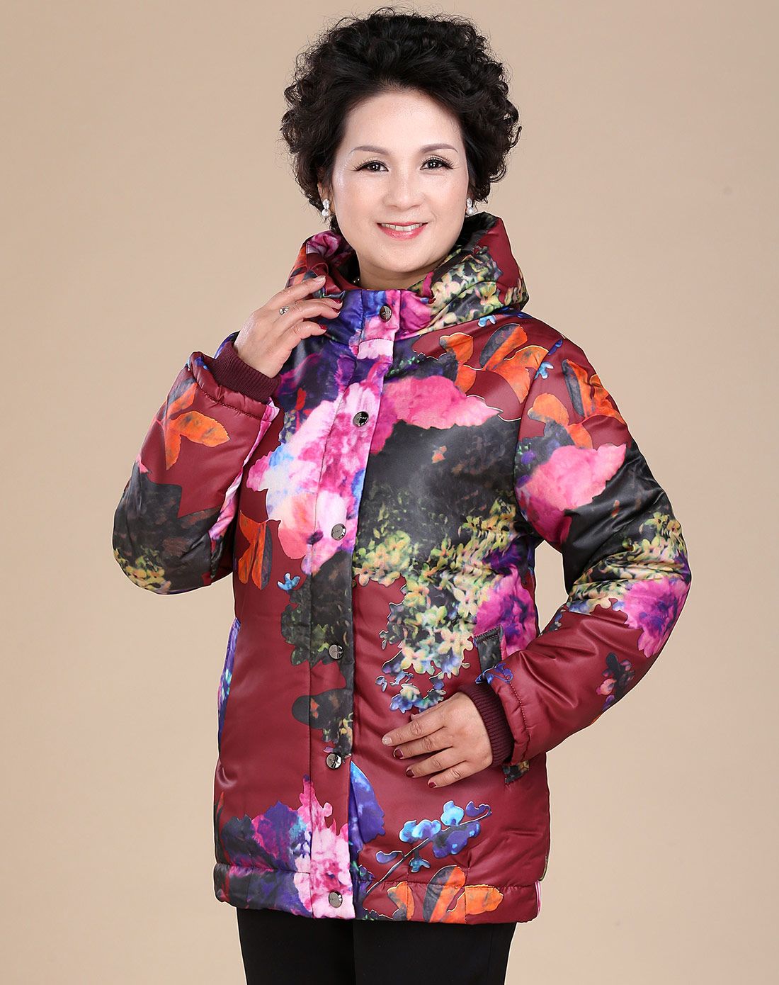 女款枣红色水彩大花棉衣