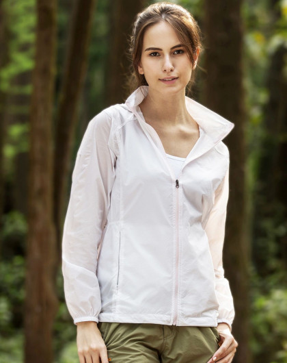 轻便速干 女款白色皮肤风衣 轻薄防嗮