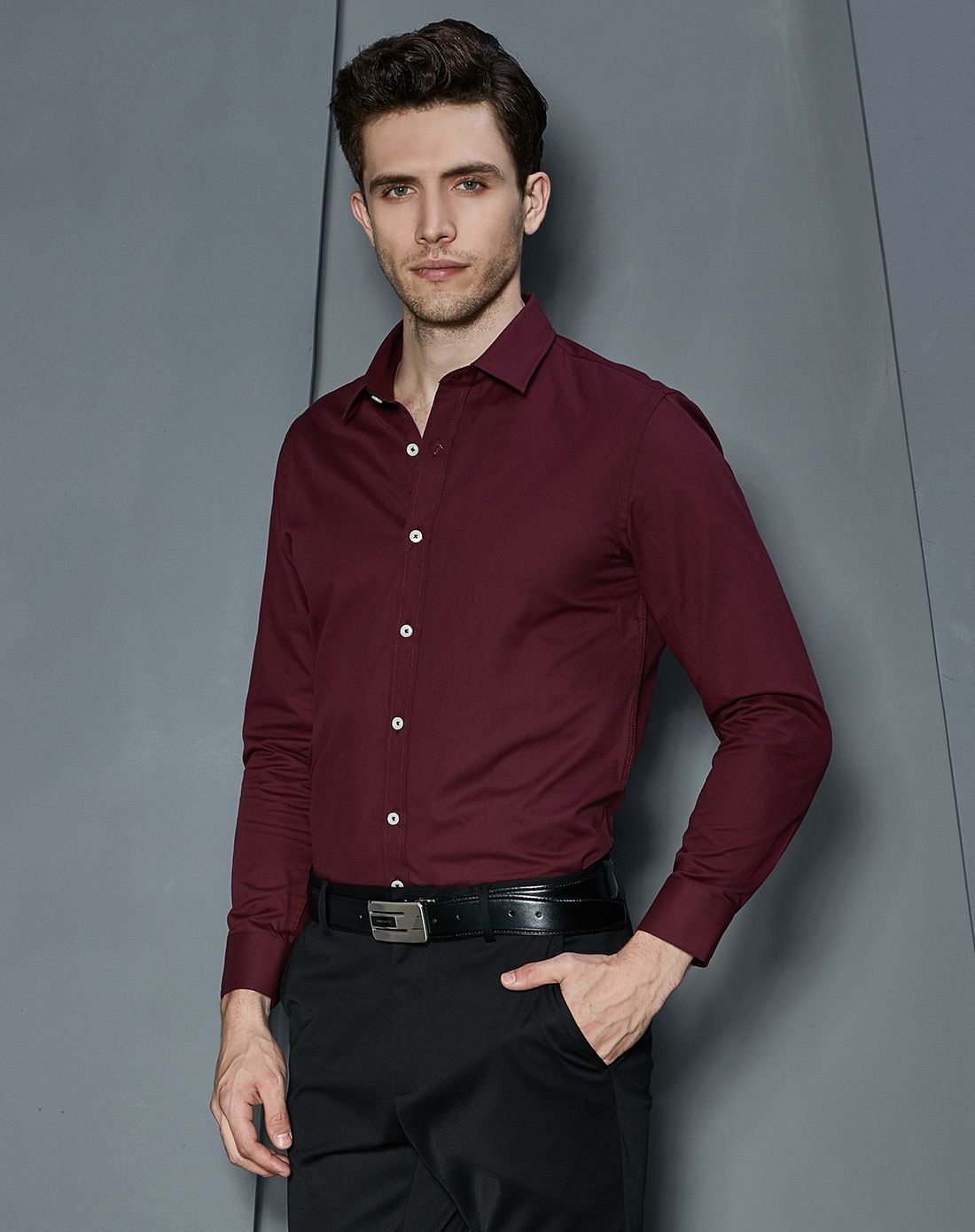 尊贵暗红色精英男士休闲长袖衬衫