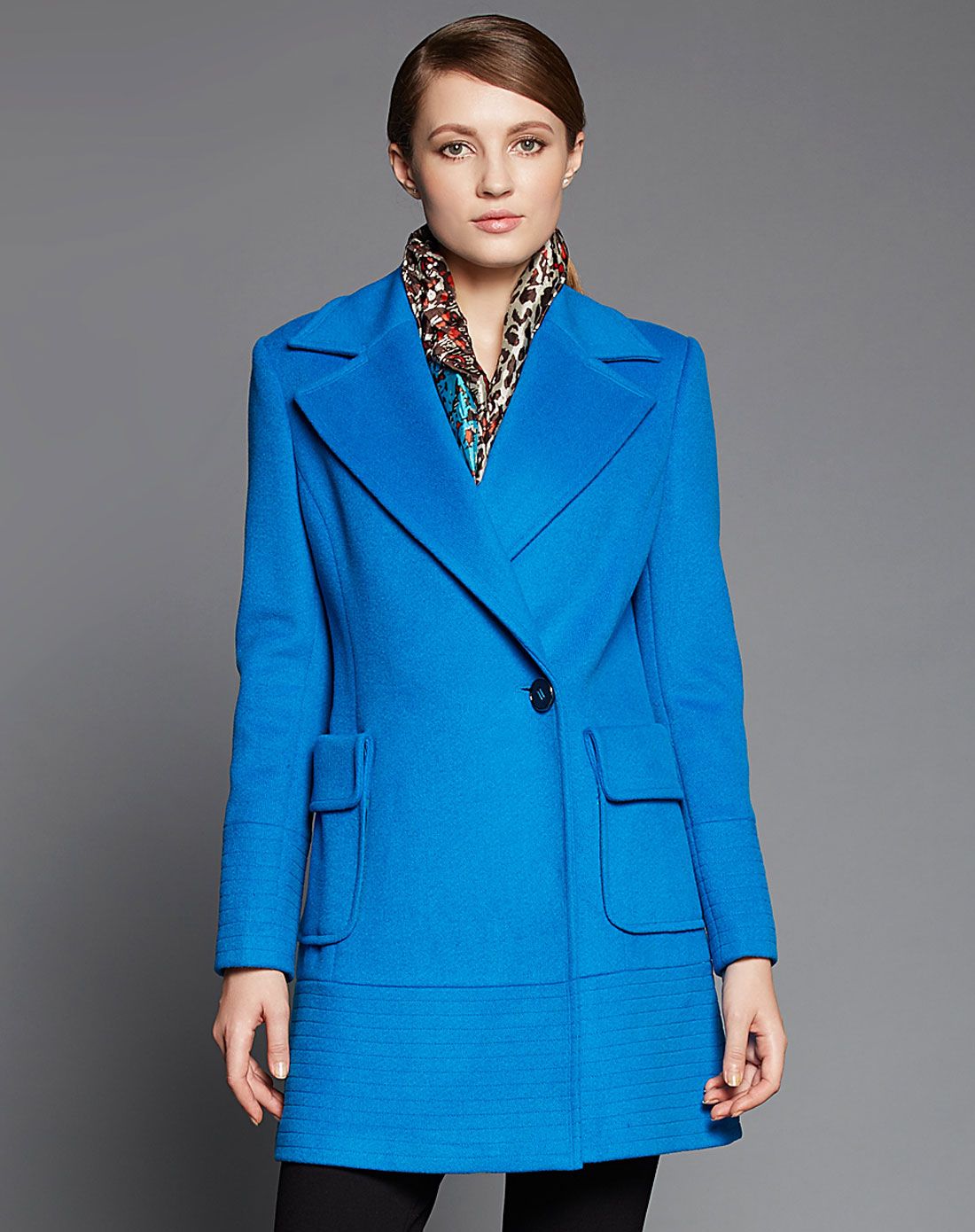 钴蓝色西装领典雅中长款毛呢大衣