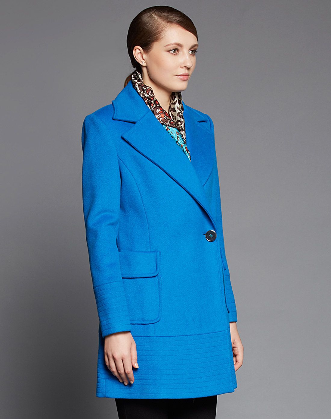 钴蓝色西装领典雅中长款毛呢大衣