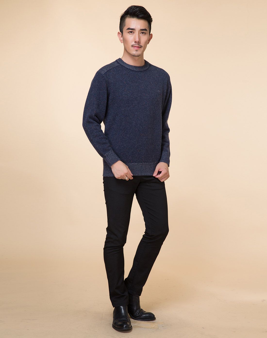 男款圆领蓝灰色长袖纯羊绒衫