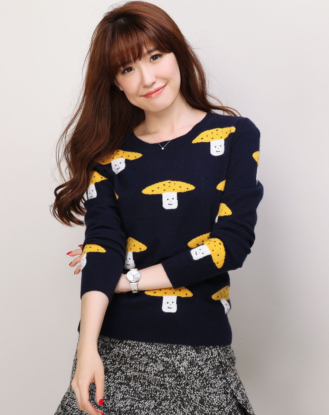 女士藏蓝羊绒提花蘑菇女套衫羊绒衫