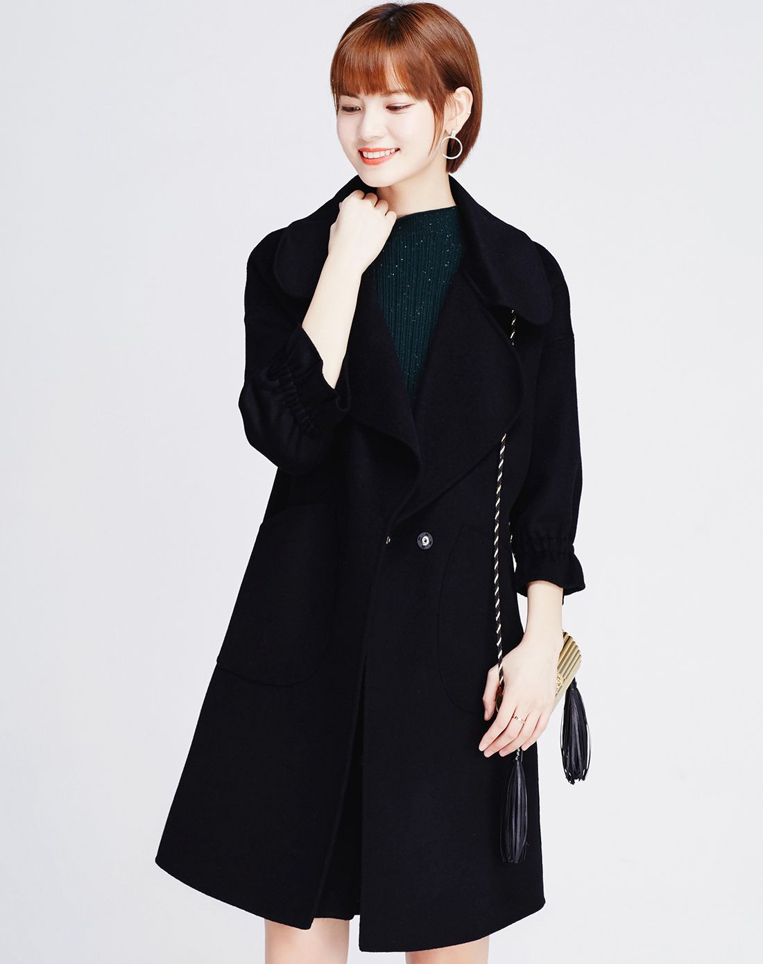 翻领保暖羊绒大衣黑色