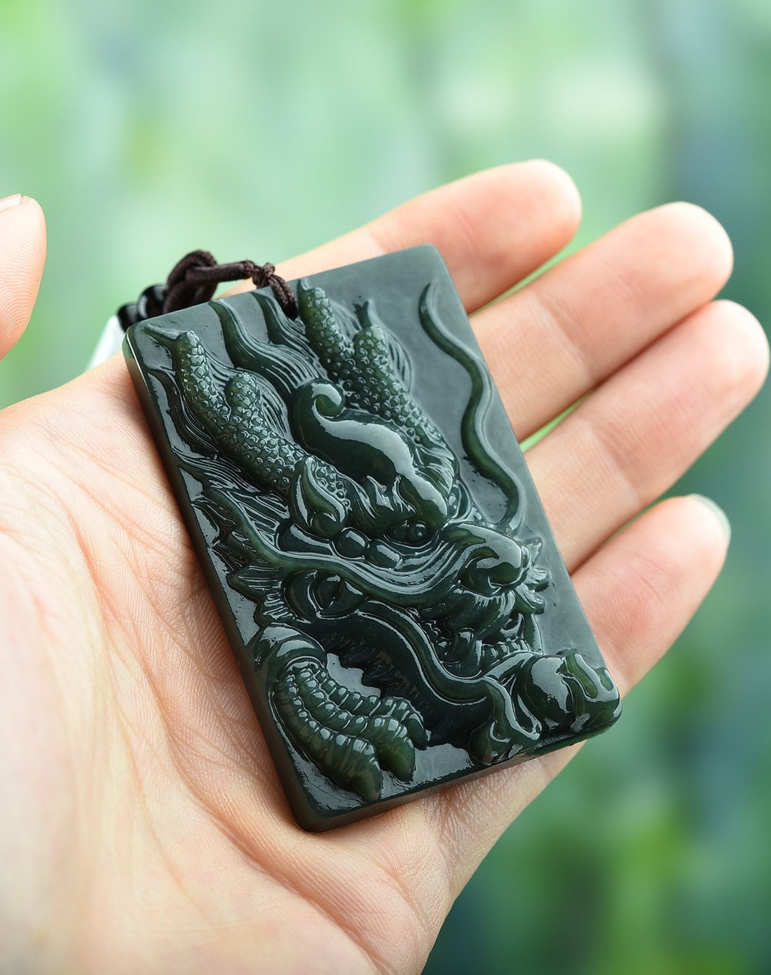 一品翠 精雕天然和田青玉龙牌挂件