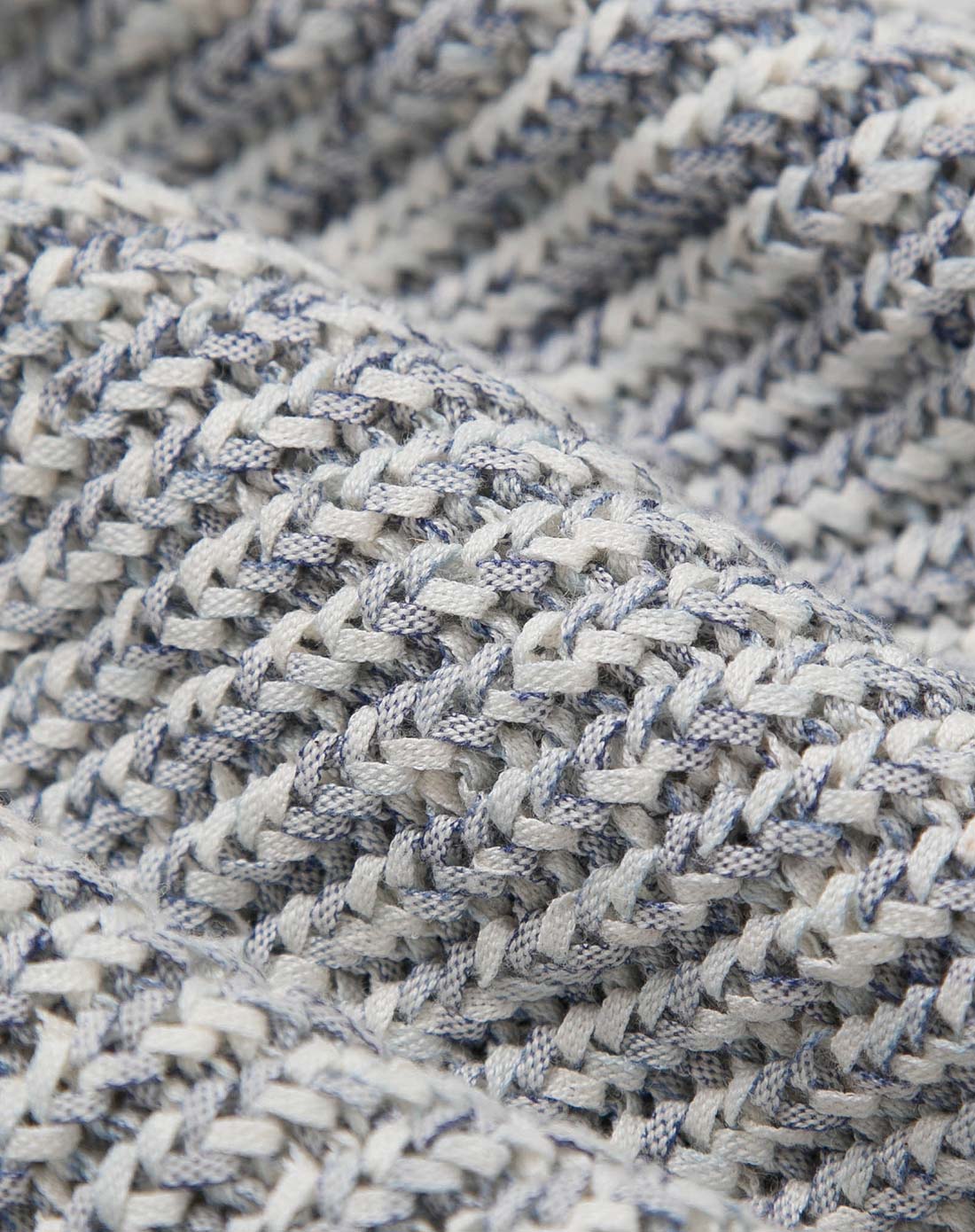 白桦色简约百搭套头长袖针织开衫