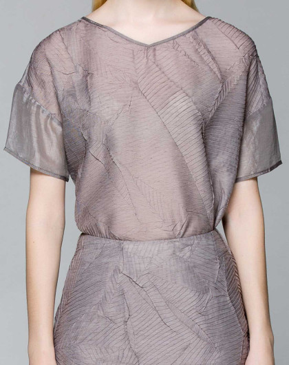 深楸木色简约褶绉纹理衬衣