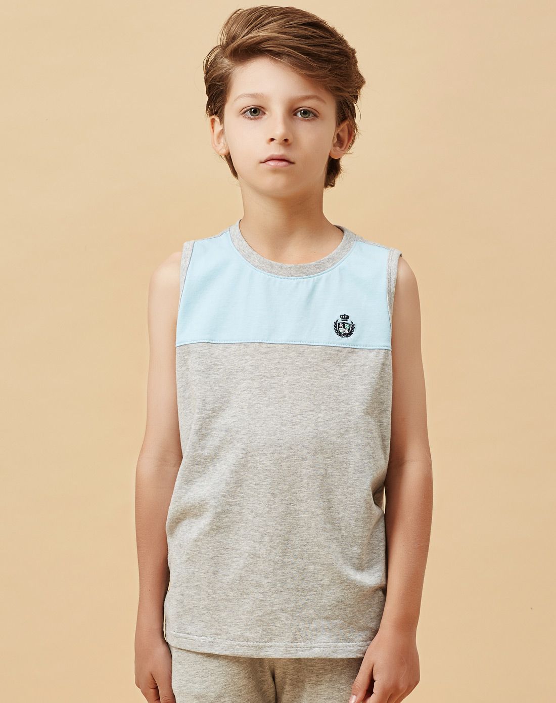 男童麻灰清爽淡雅背心