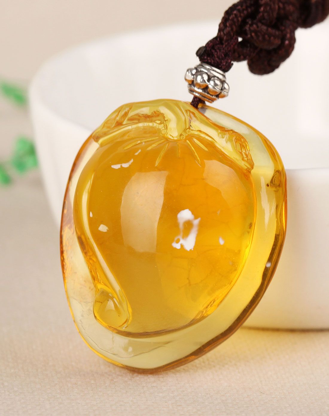 寿比南山 天然琥珀金珀吊坠