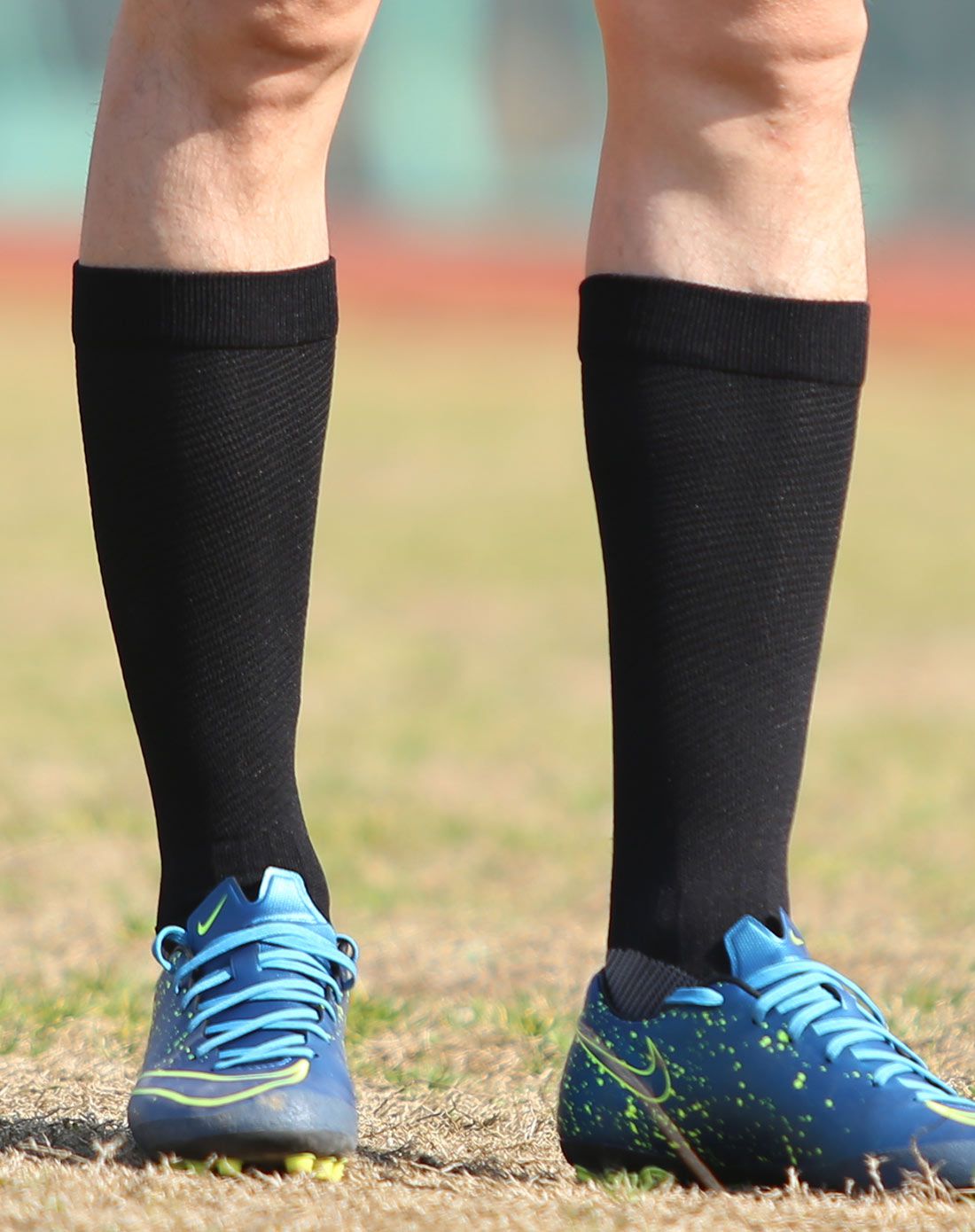 男士长筒足球运动袜