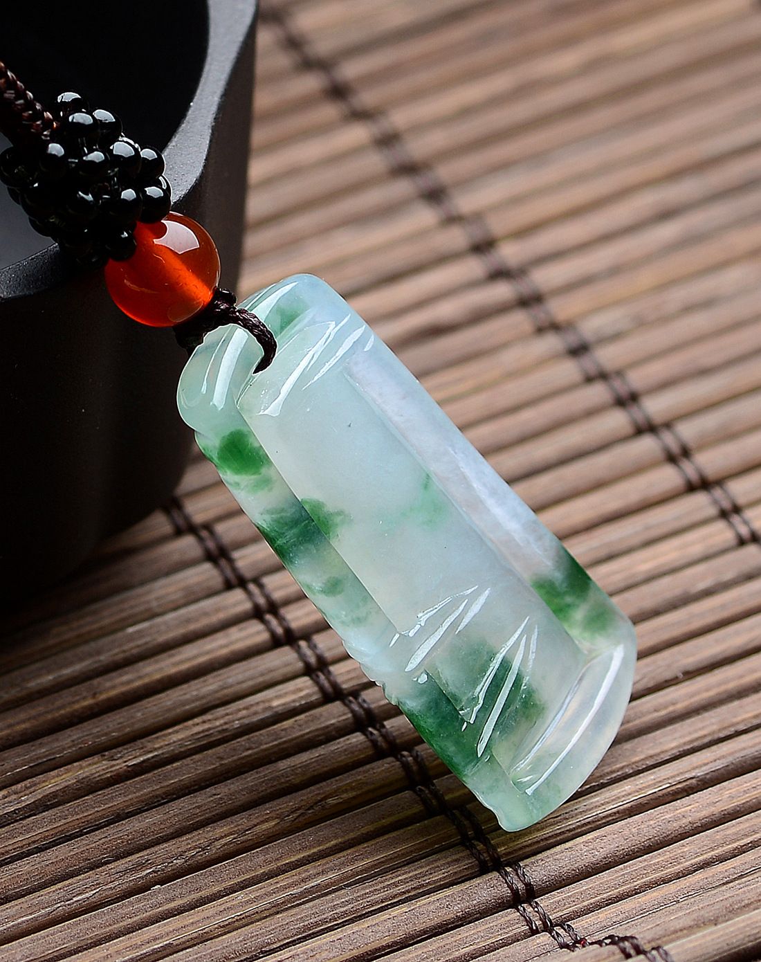 天然a货冰种水润无瑕飘花节节高翡翠吊坠