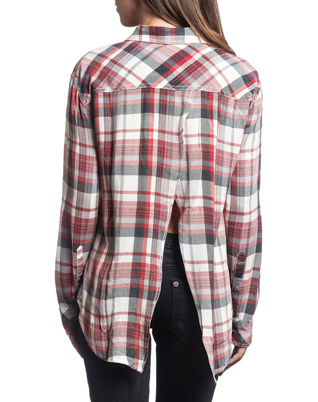 女性红白蓝格子衬衫