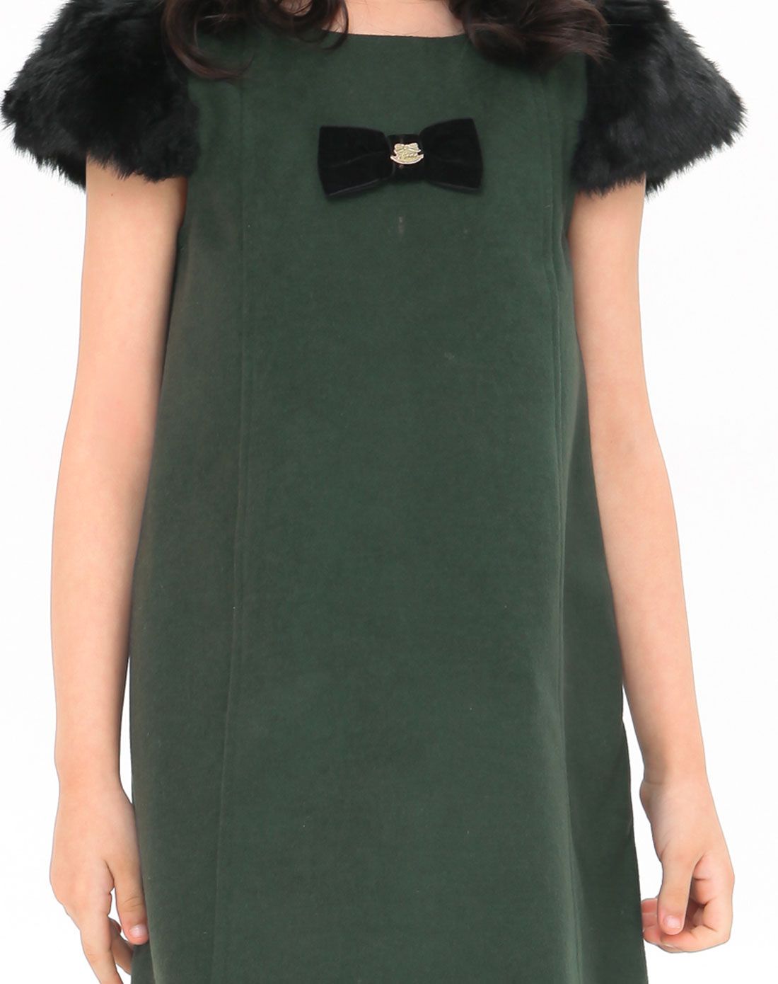 女童深绿色毛毛袖蝴蝶裙