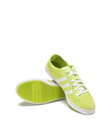 阿迪达斯 时尚休闲 女款荧光绿复古鞋 neo系列
