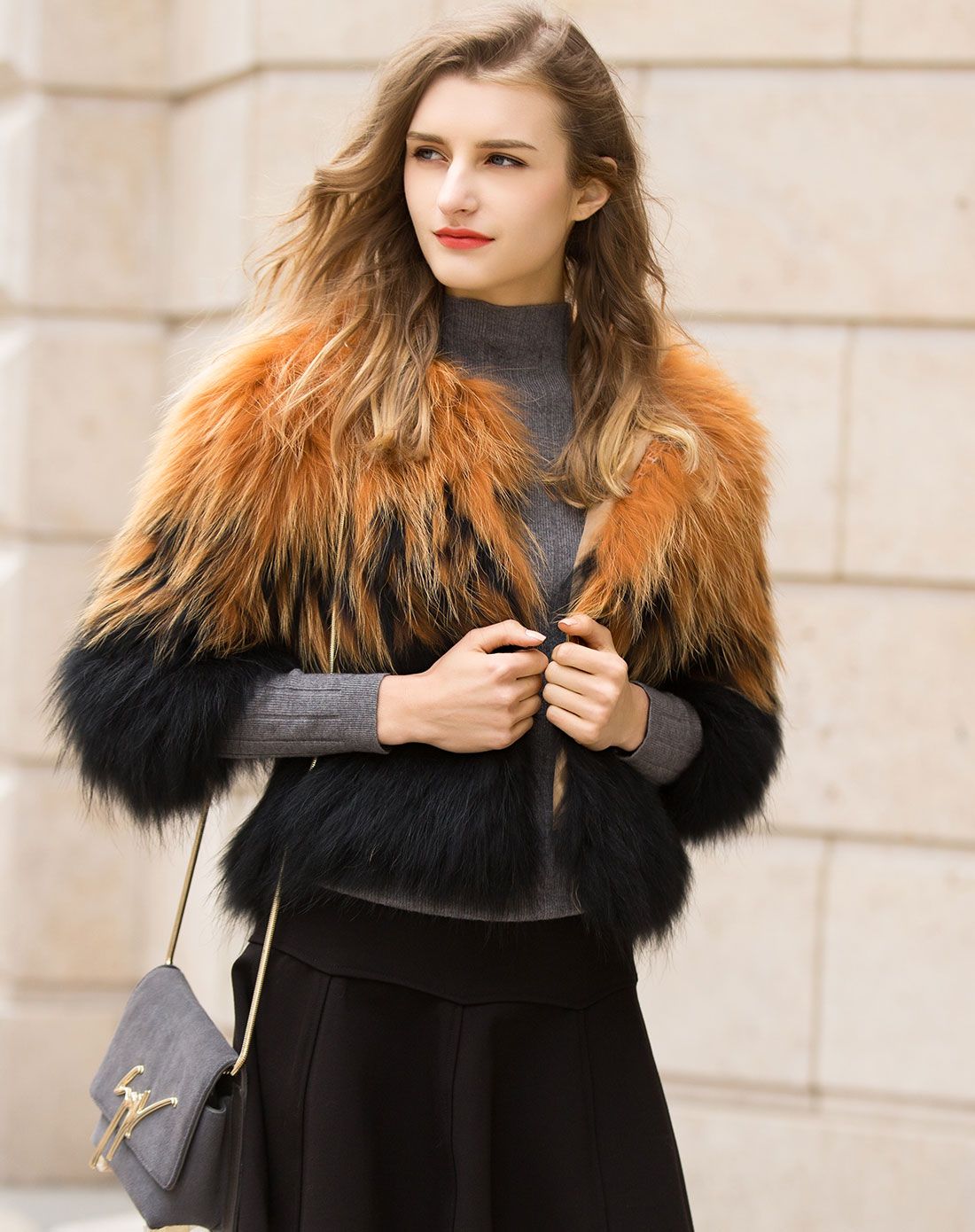 黑金棕时尚典雅气质皮草