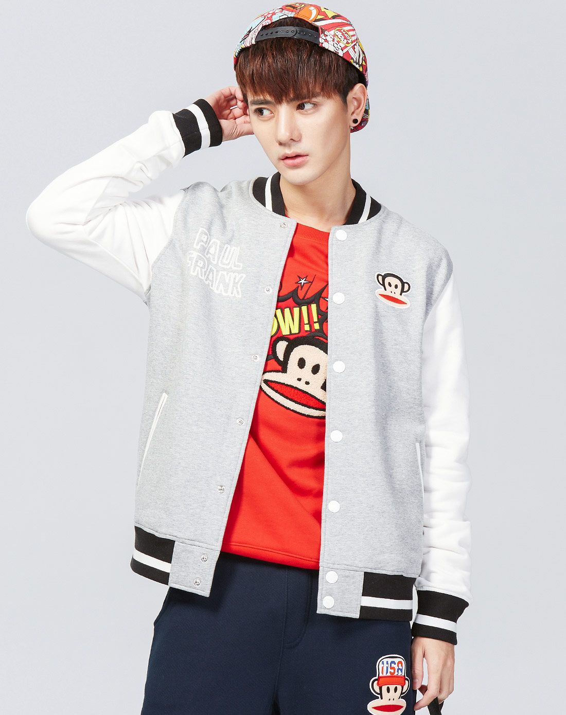 时尚舒适 男款浅灰色棒球服外套