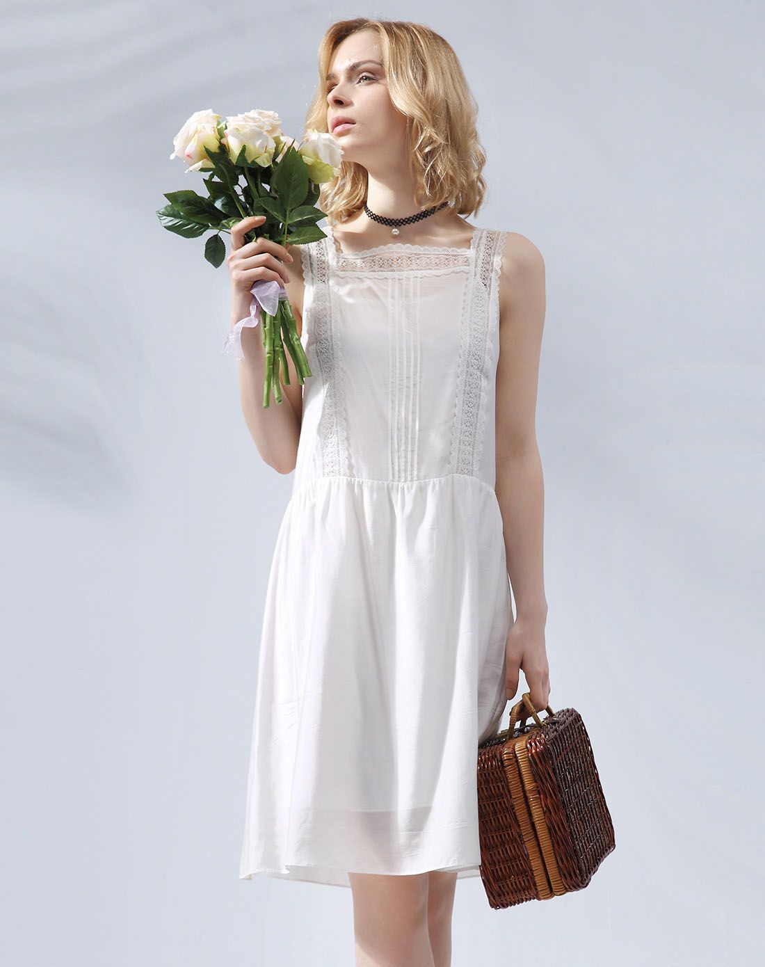 阿奇米朵女装连衣裙专场白色无袖连衣裙1262103098200_唯品会