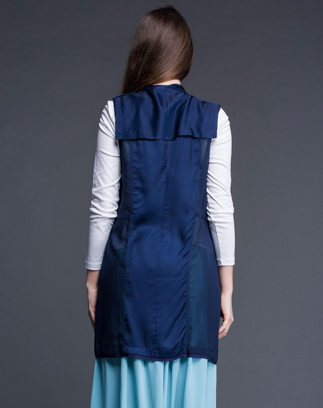 深蓝色时尚无袖休闲马甲