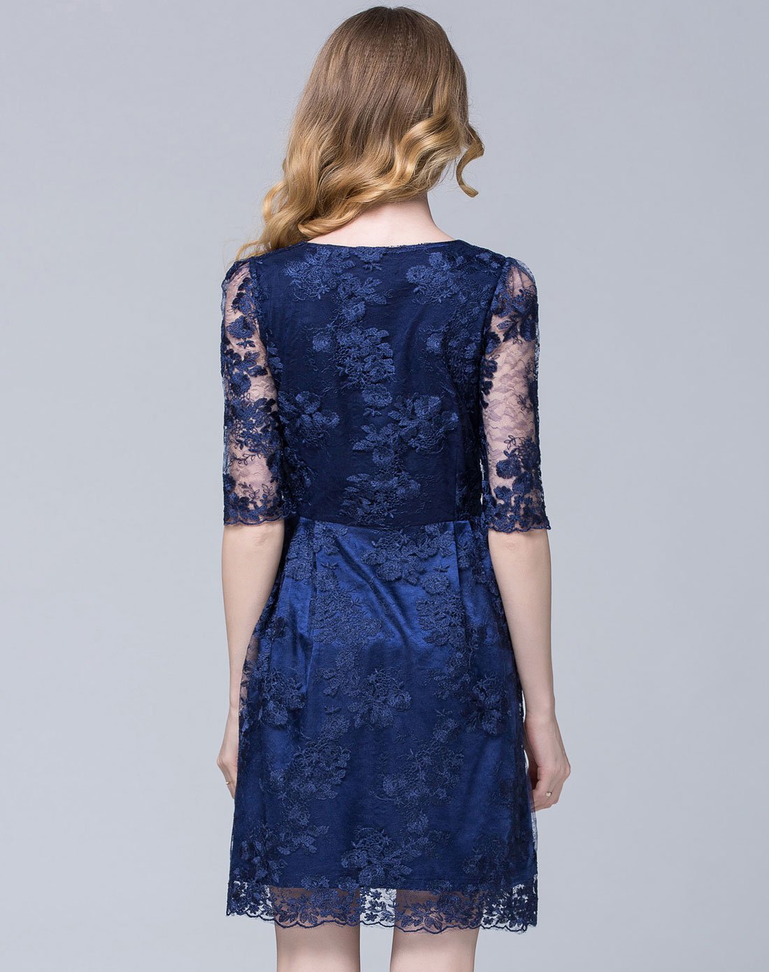 韩版淑女绣花镂空连衣裙蓝色