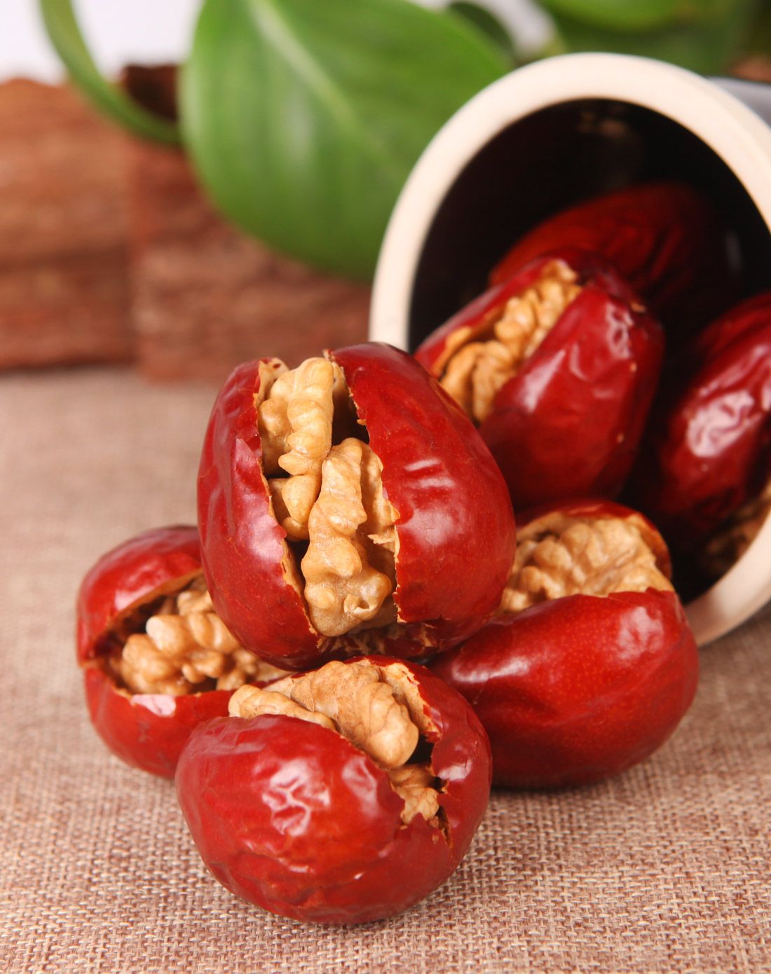 丝路飘香枣夹核桃500g