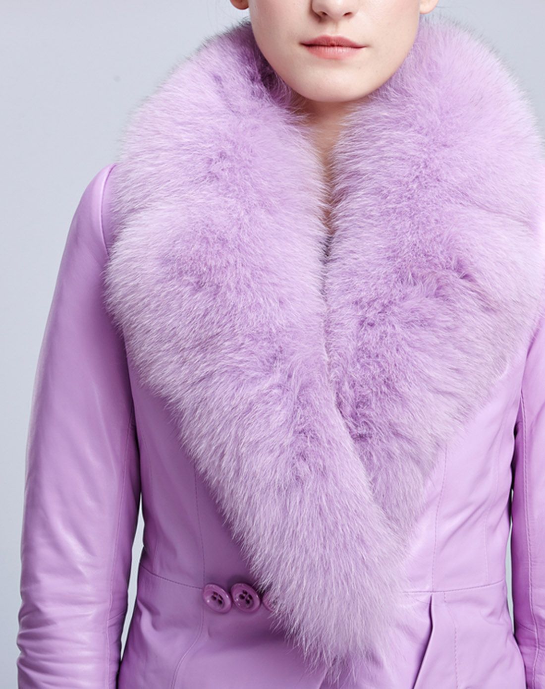 女款紫色狐狸毛领绵羊皮皮衣
