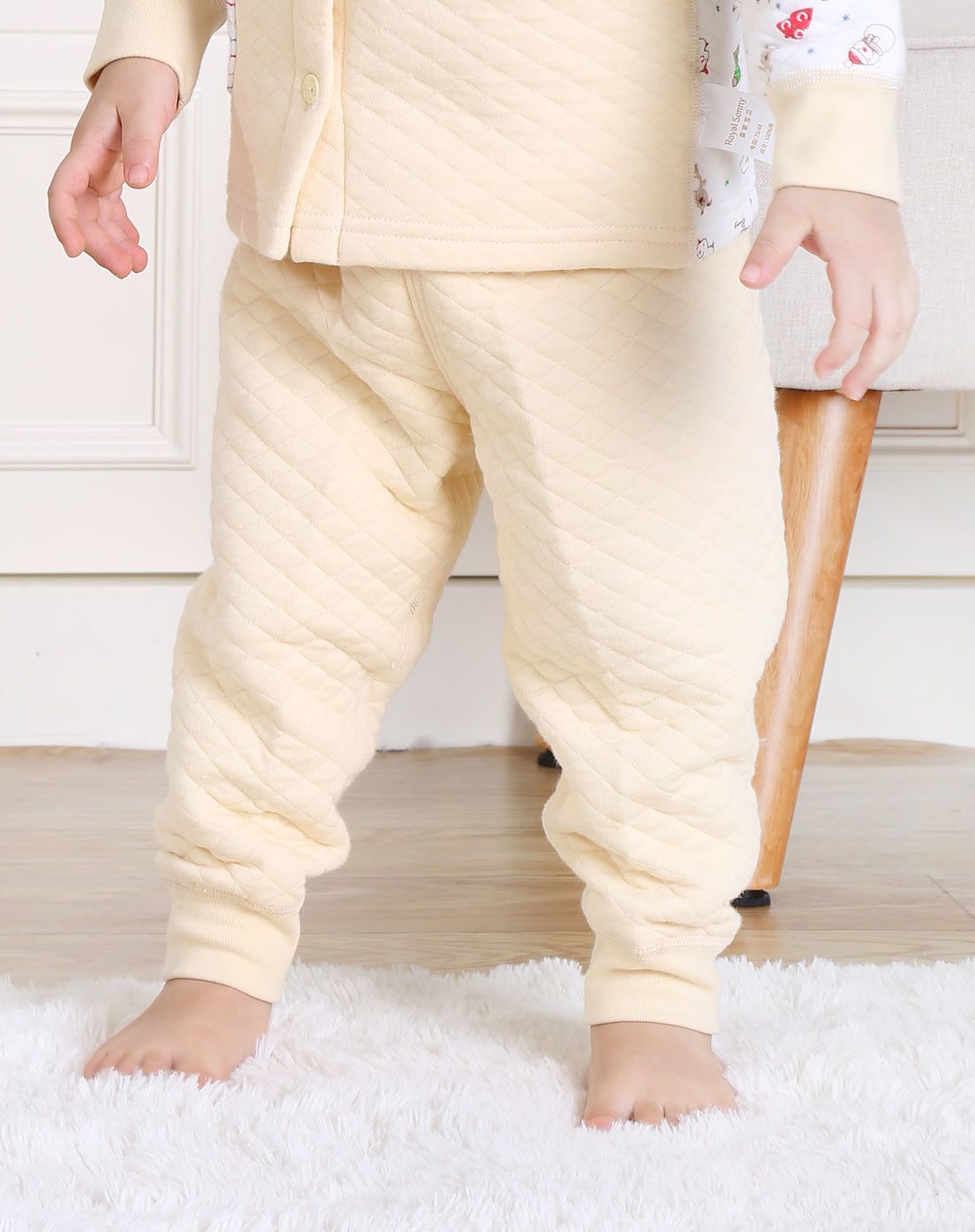 中性浅黄两用合裆裤