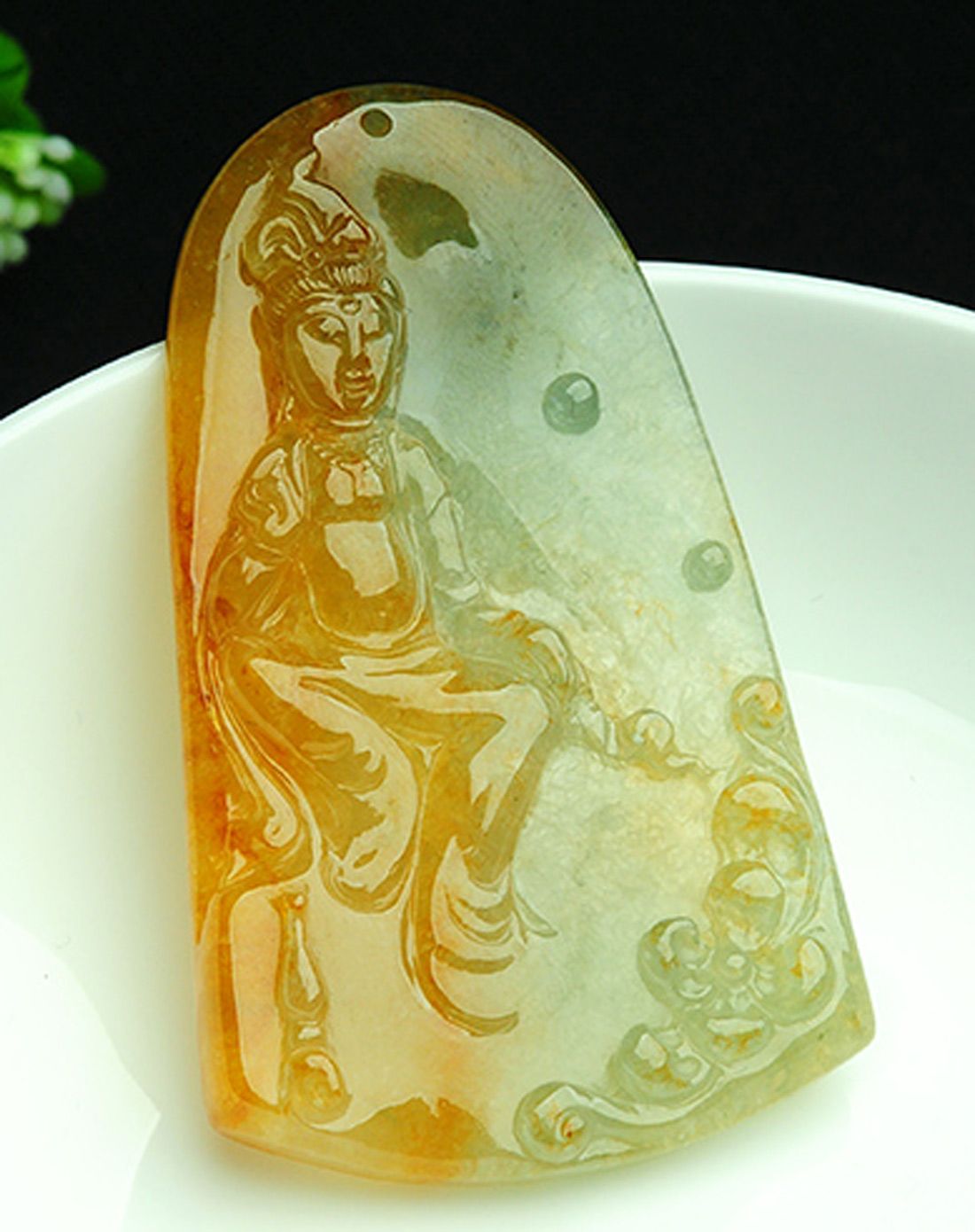冰种翡翠飘黄翡人物古代仕女吊坠