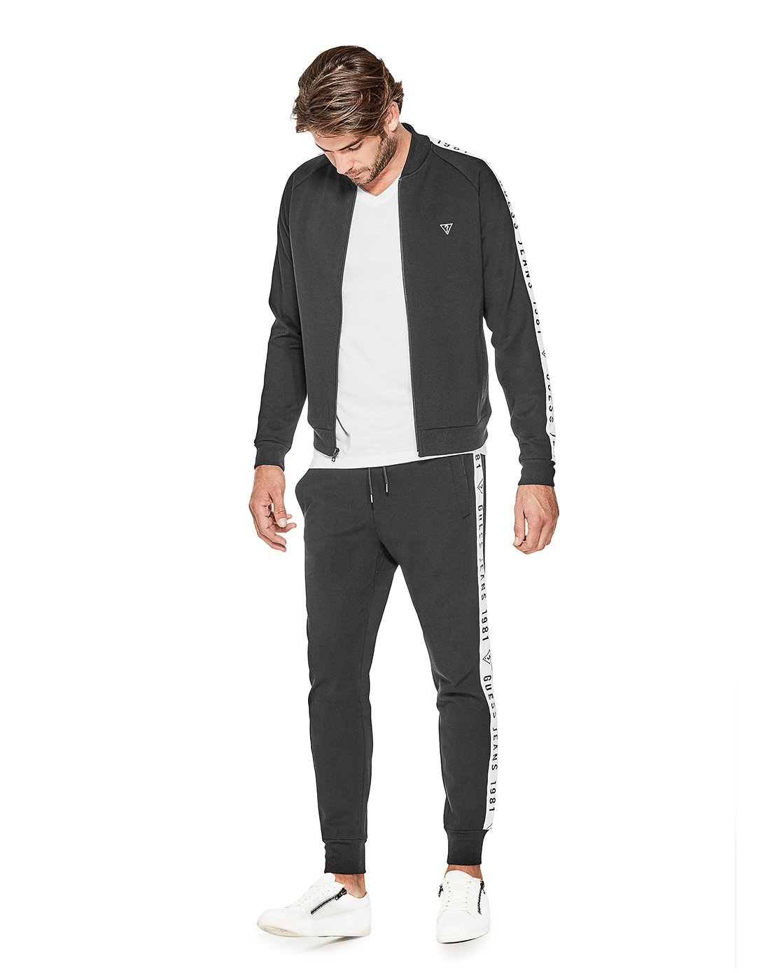 guess 18新男装 夏日重磅上新guess 男士撞色logo拼贴拉链开衫卫衣x74