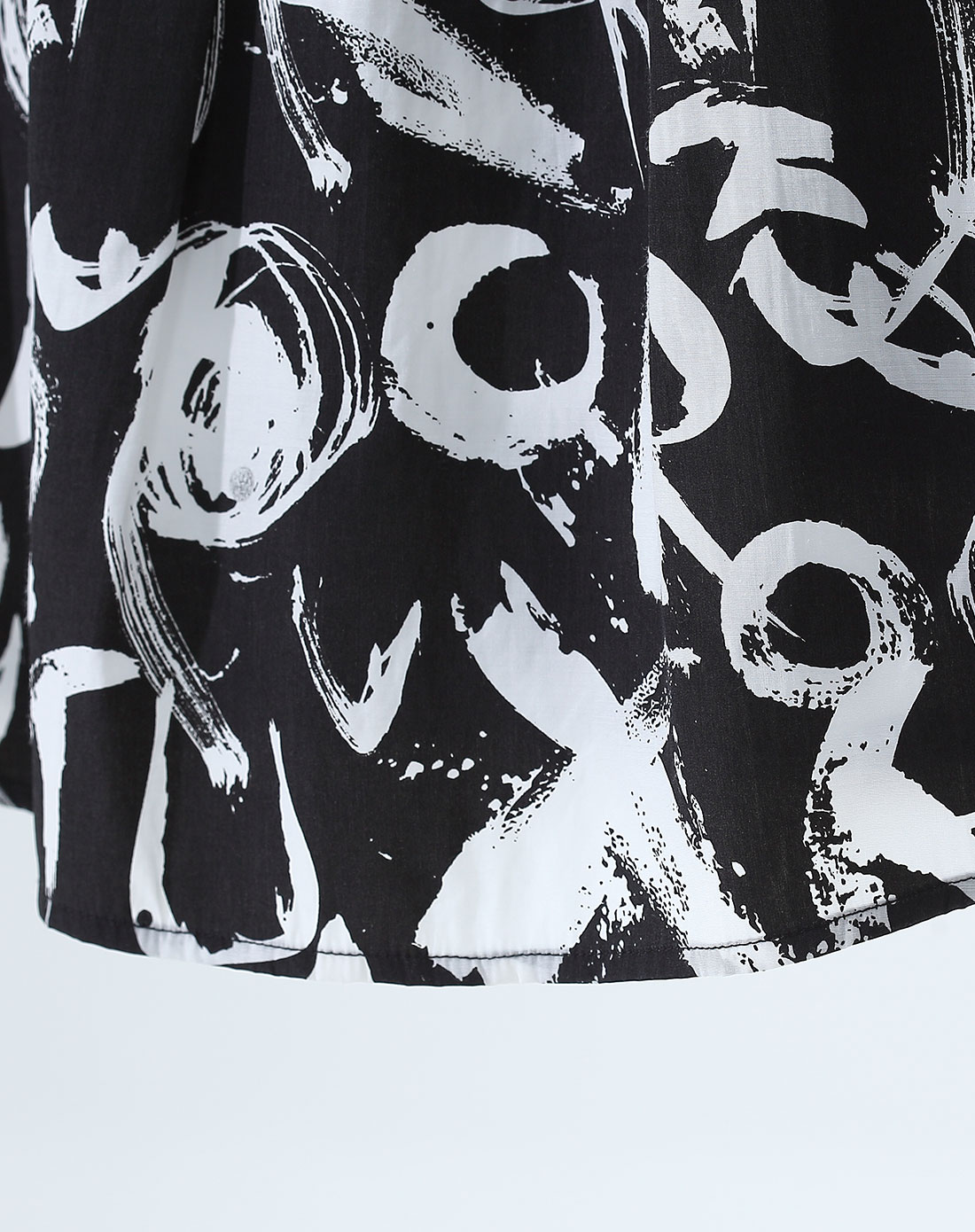 黑色字母涂鸦背心