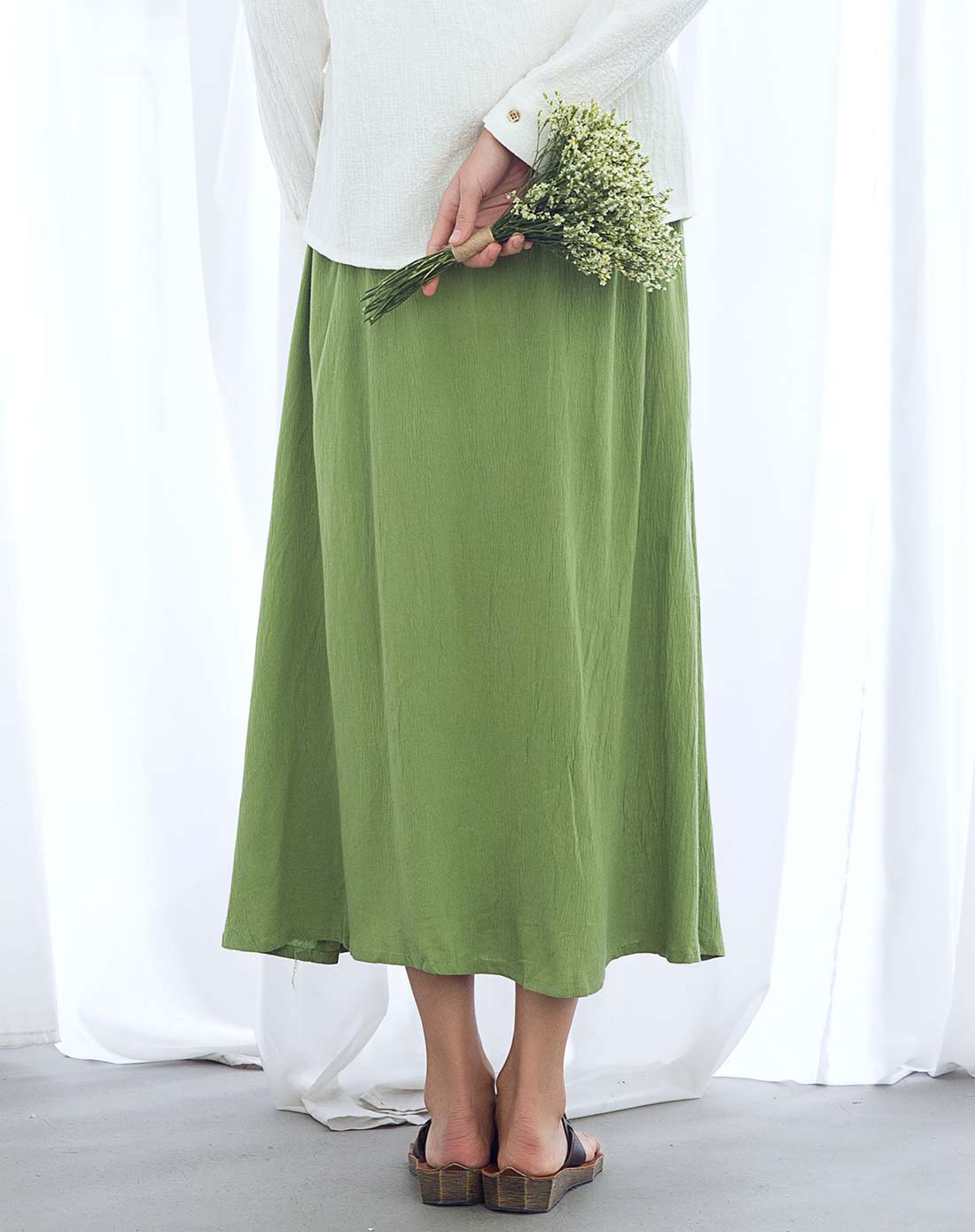 绿色文艺中长款半身裙