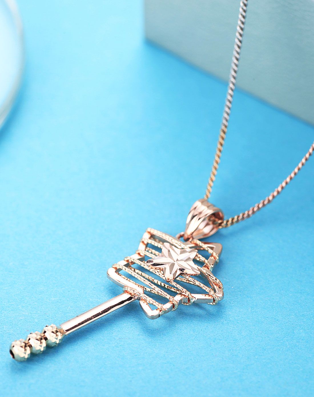 18k金星星权杖吊坠