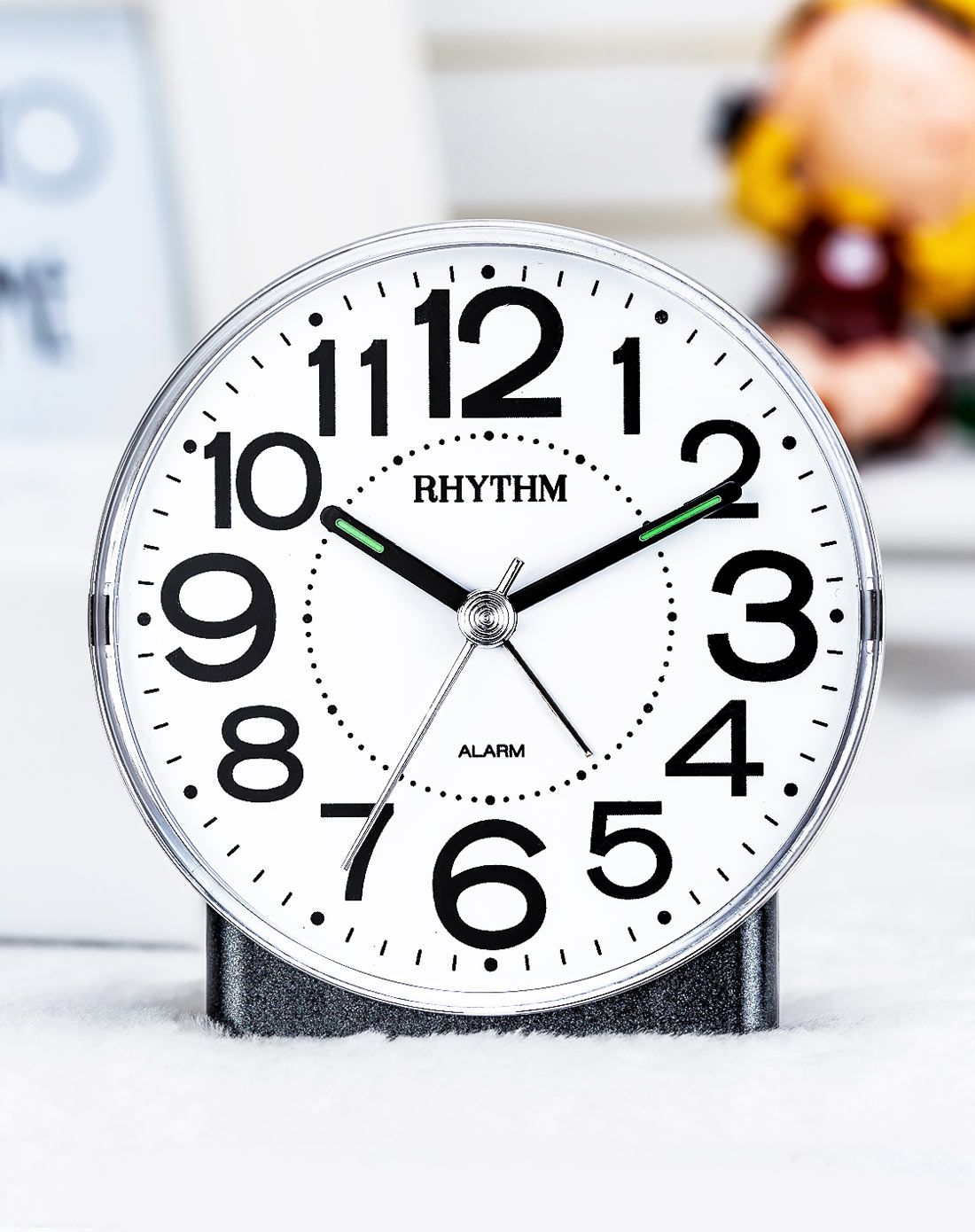 时钟专场直发货rhythm丽声 定制款经典黑色夜灯静音石英闹钟cre879x