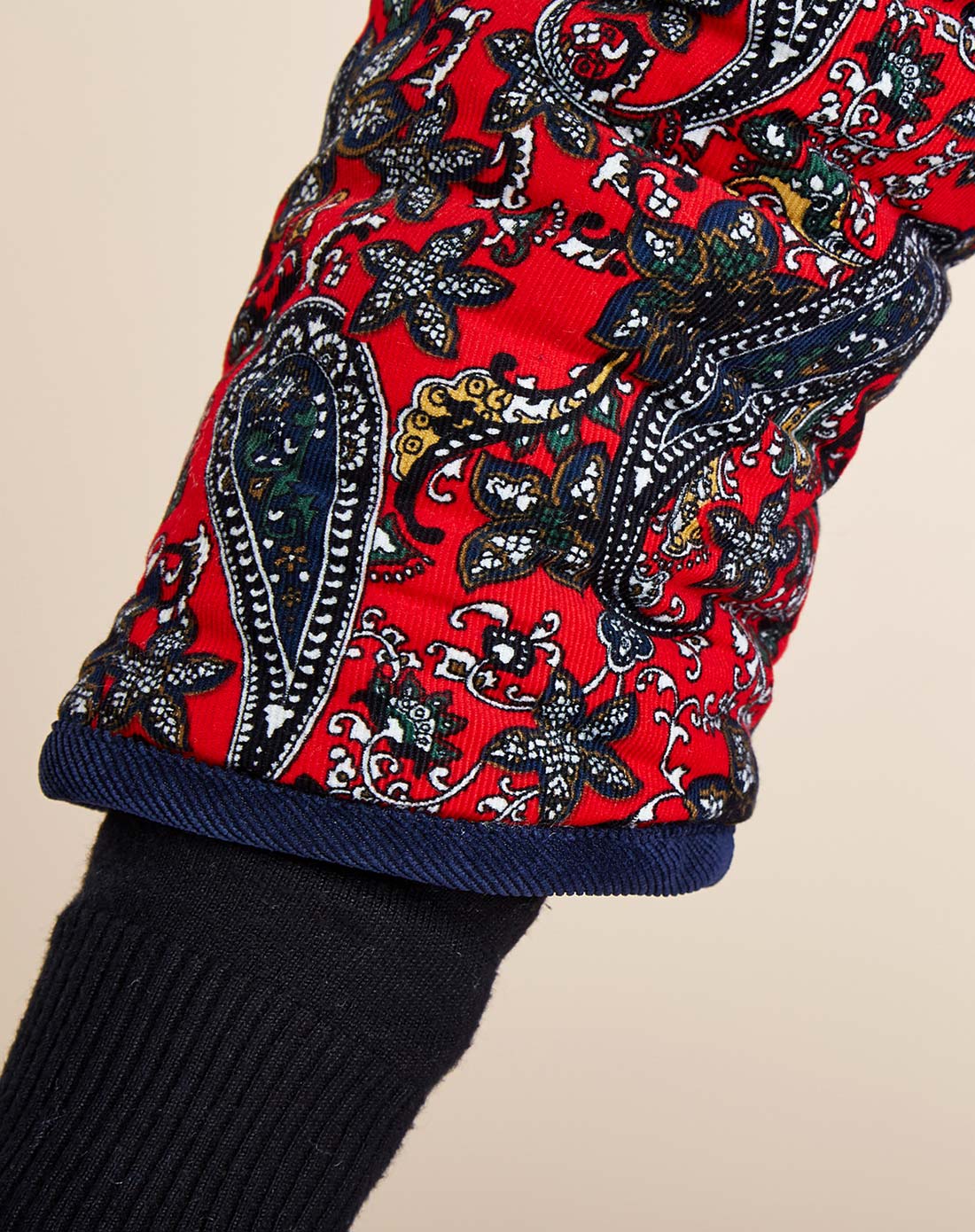 女款红色腰果花印花棉衣