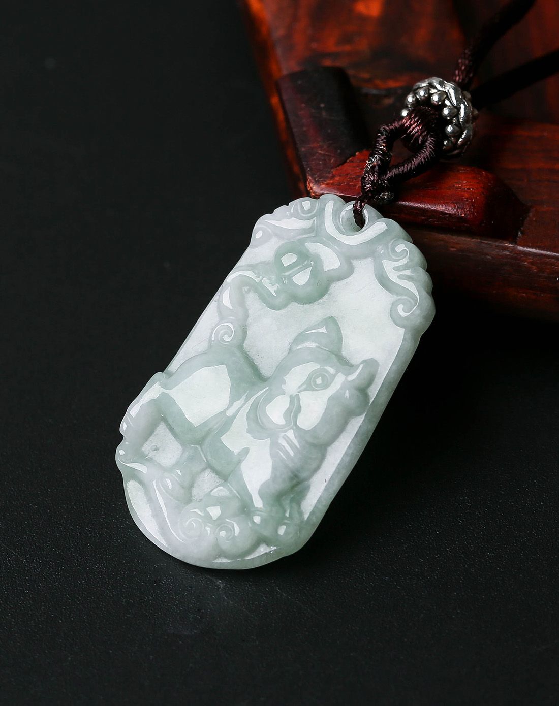 冰糯天然a货翡翠十二生肖牌-猪