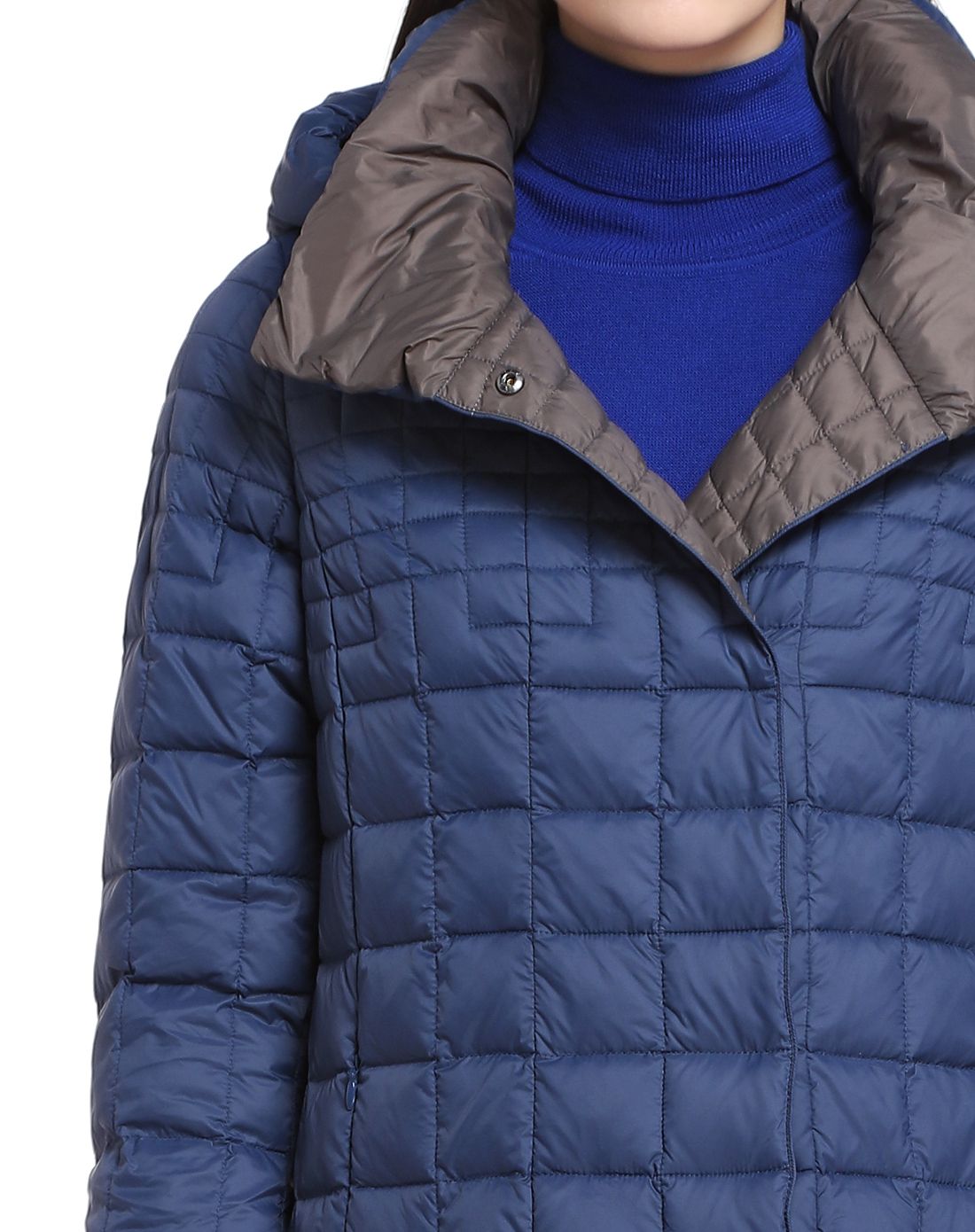 浅藏蓝色休闲百搭连帽长袖长款羽绒服