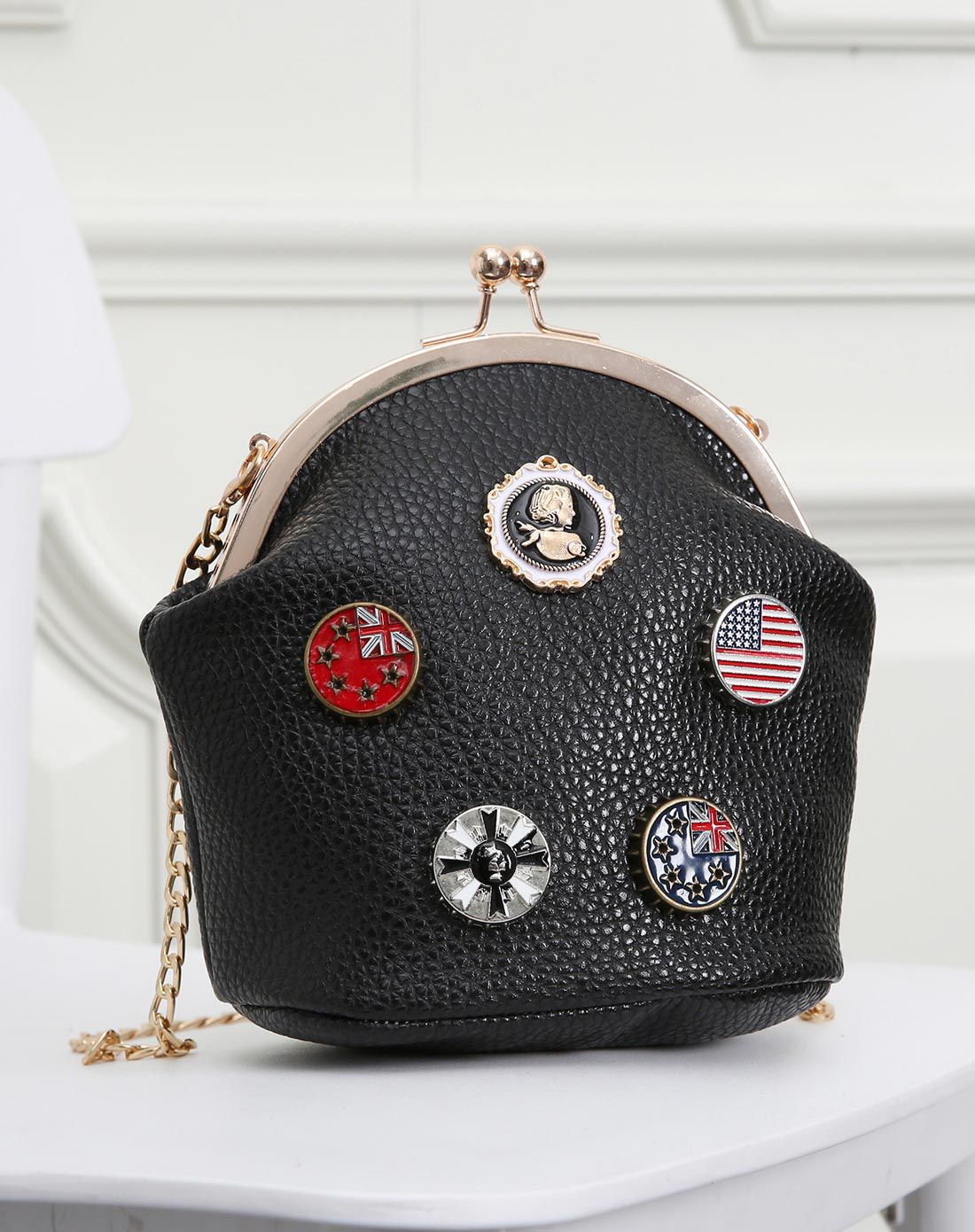 新品可爱徽章包