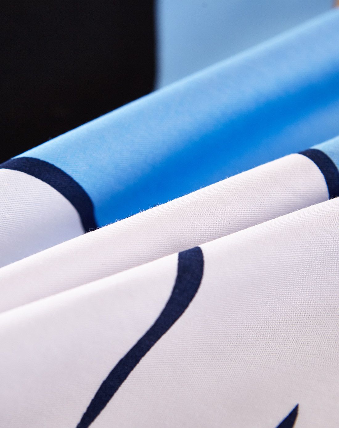 1.5米蓝色奥赛米奇宽幅四件套