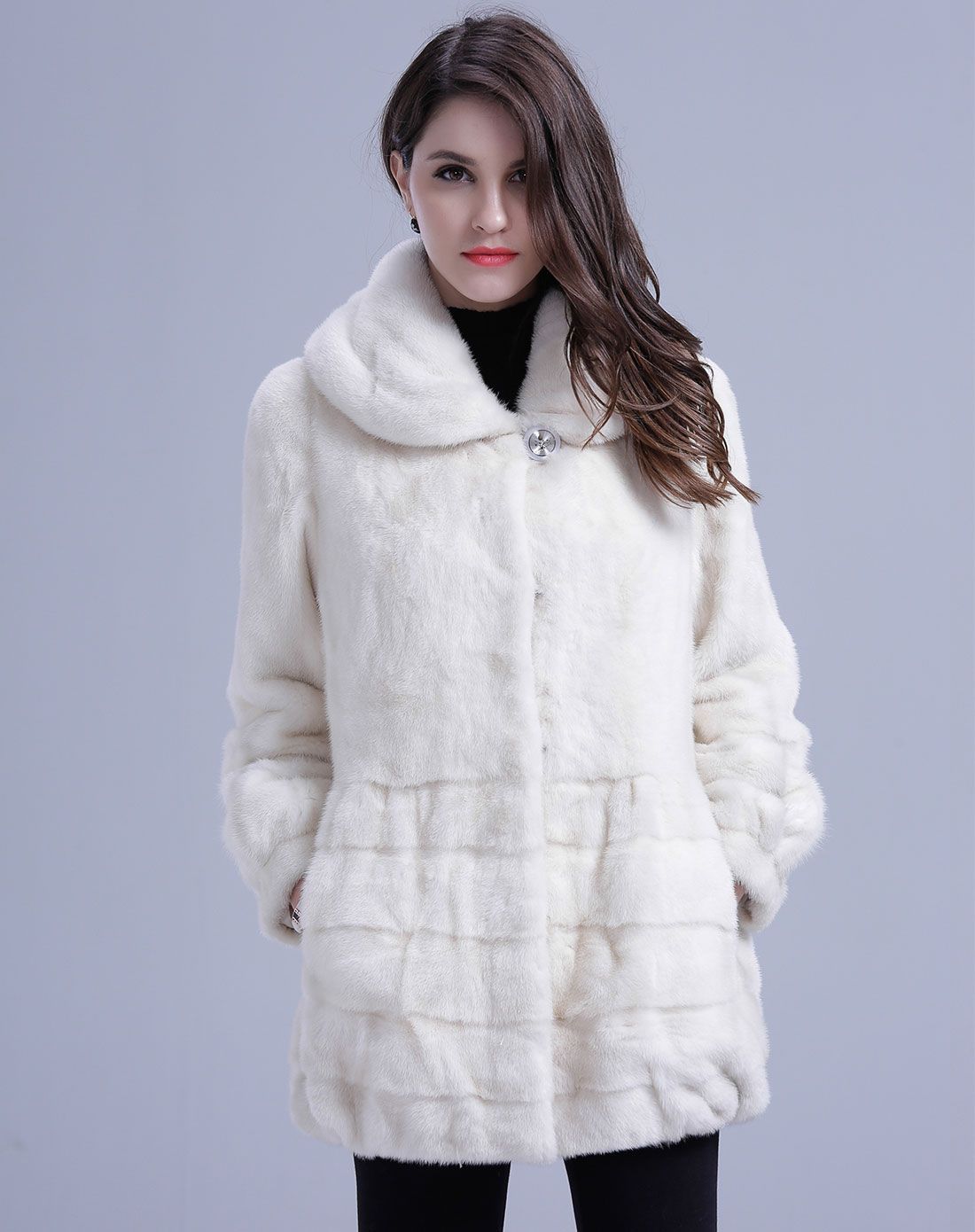 新款白色水貂毛时尚裘皮大衣