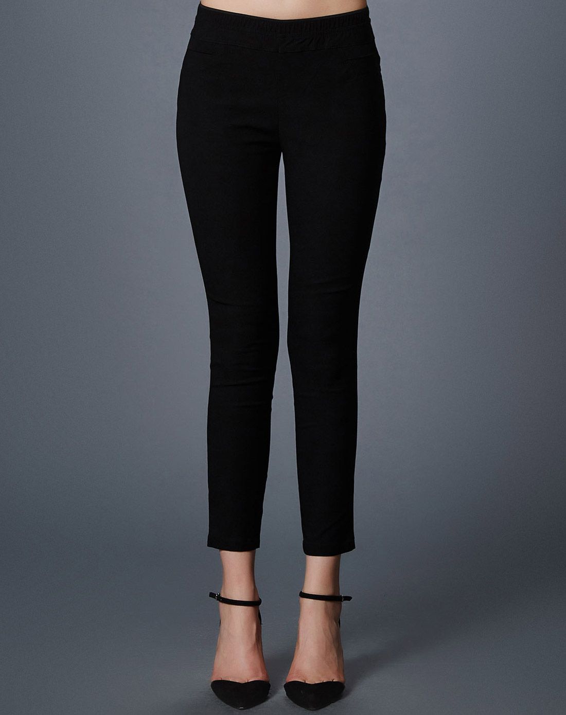 黑色修身九分裤