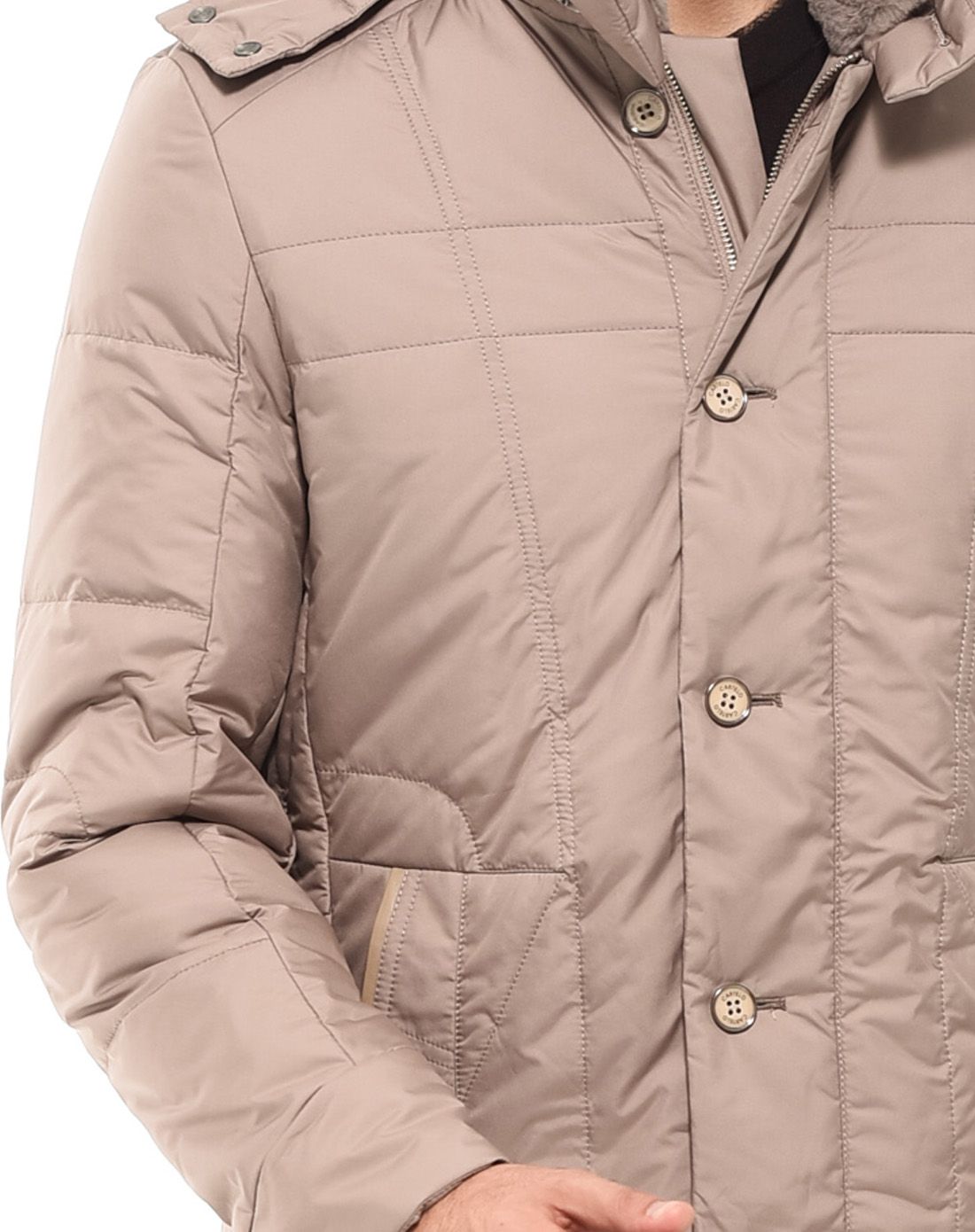 浅卡其色中长款连帽羽绒服