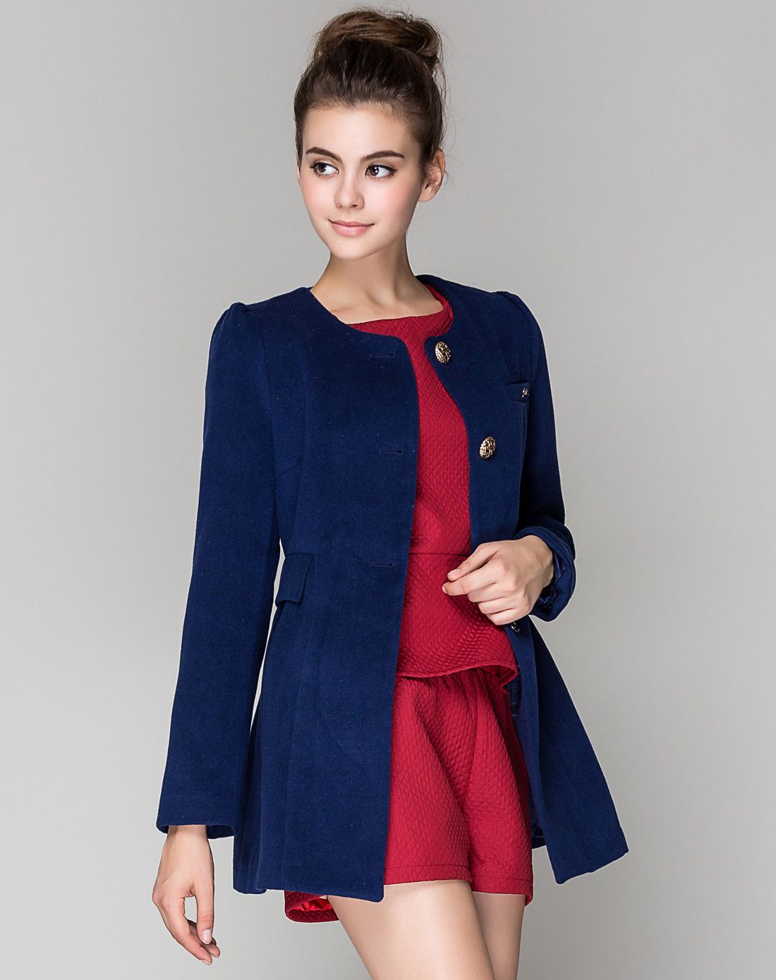 墨蓝围脖呢大衣