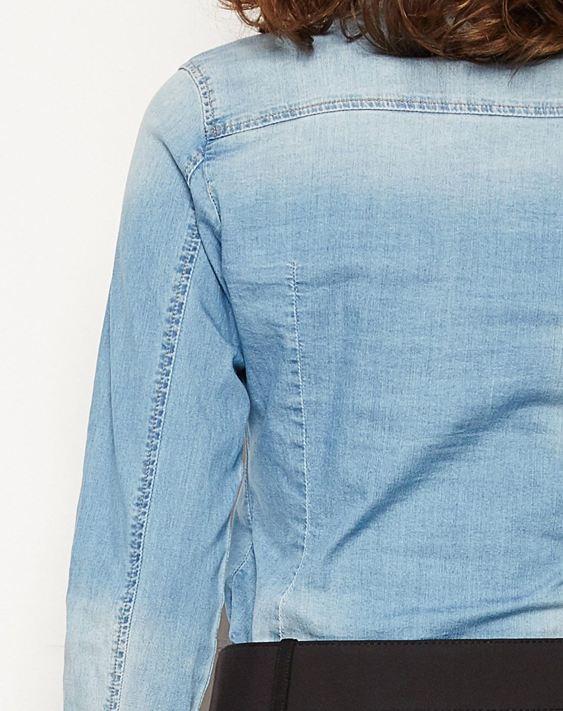 假口袋设计牛仔长袖衬衣